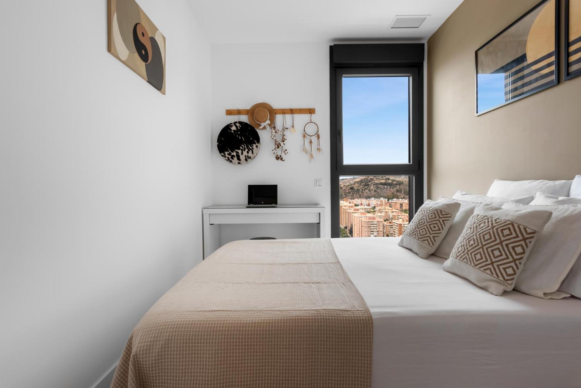 El Zahir Center - 25th Floor Apartment *