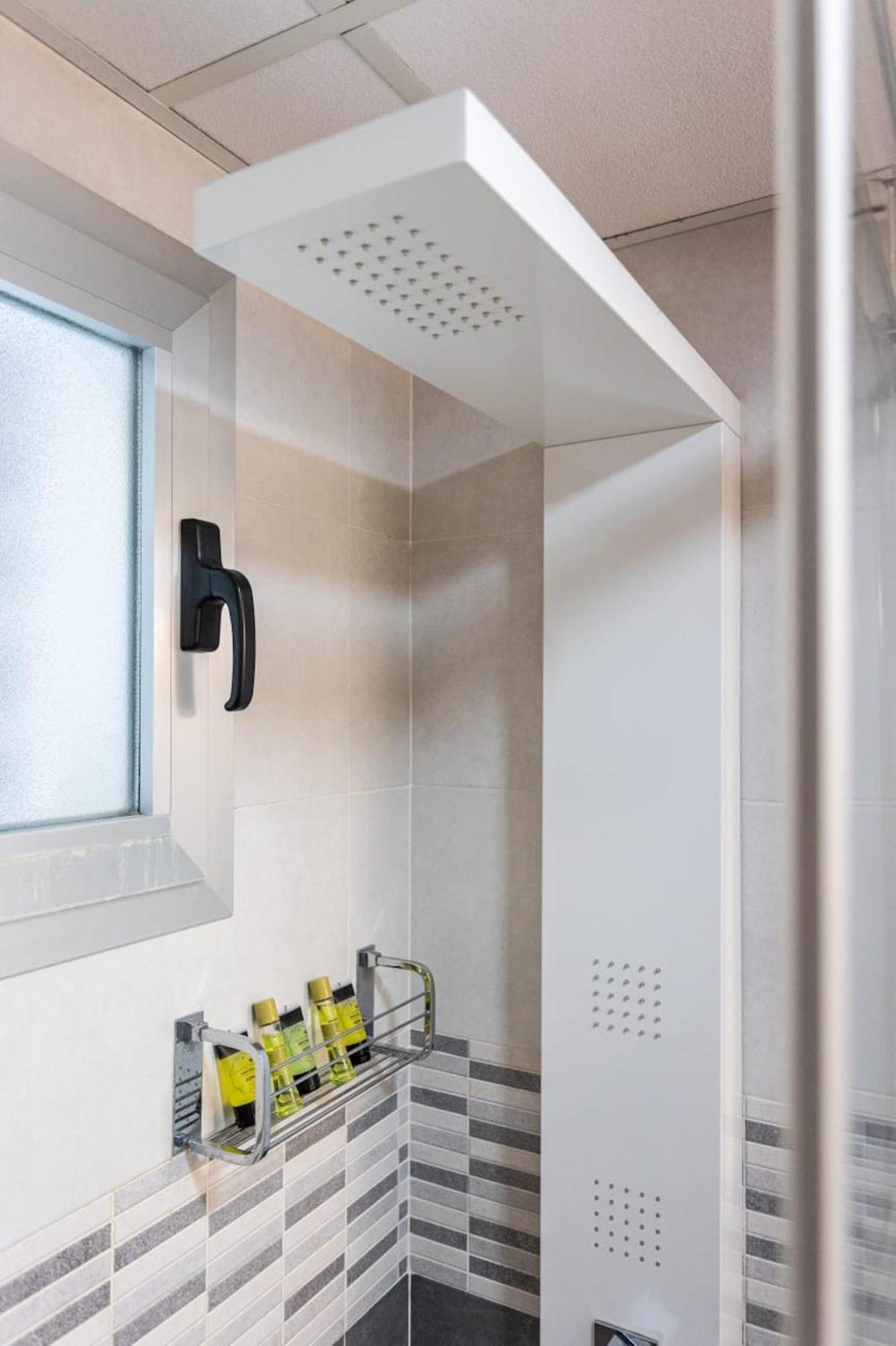 Holidays2malaga Salitre 45 High Speed Wifi Appartement *
