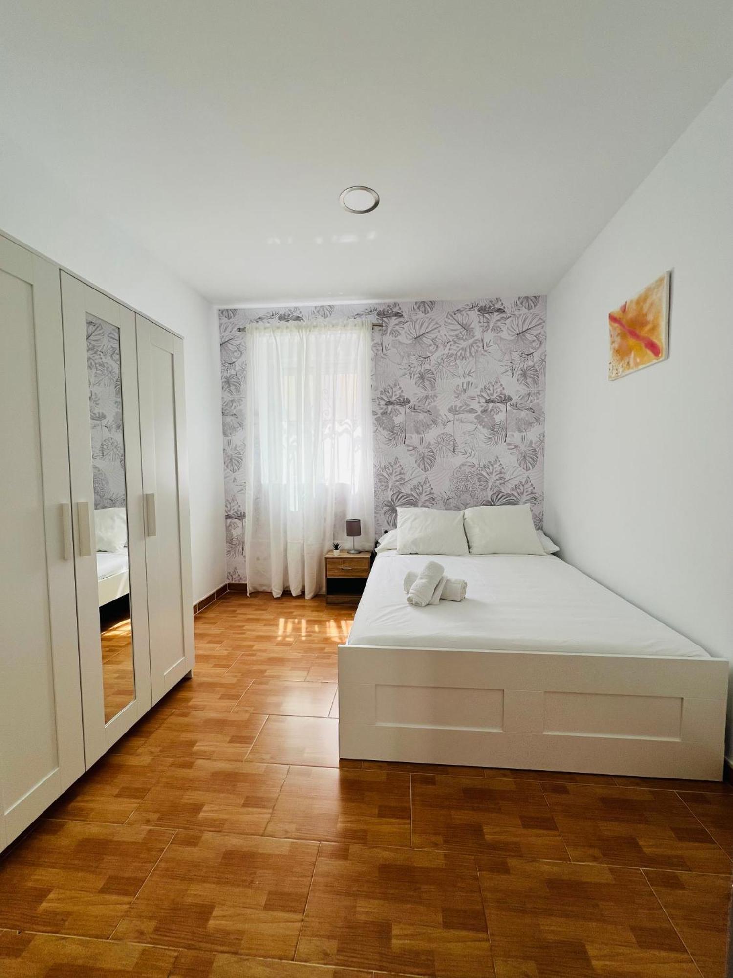 Leisa House Apartamento Málaga