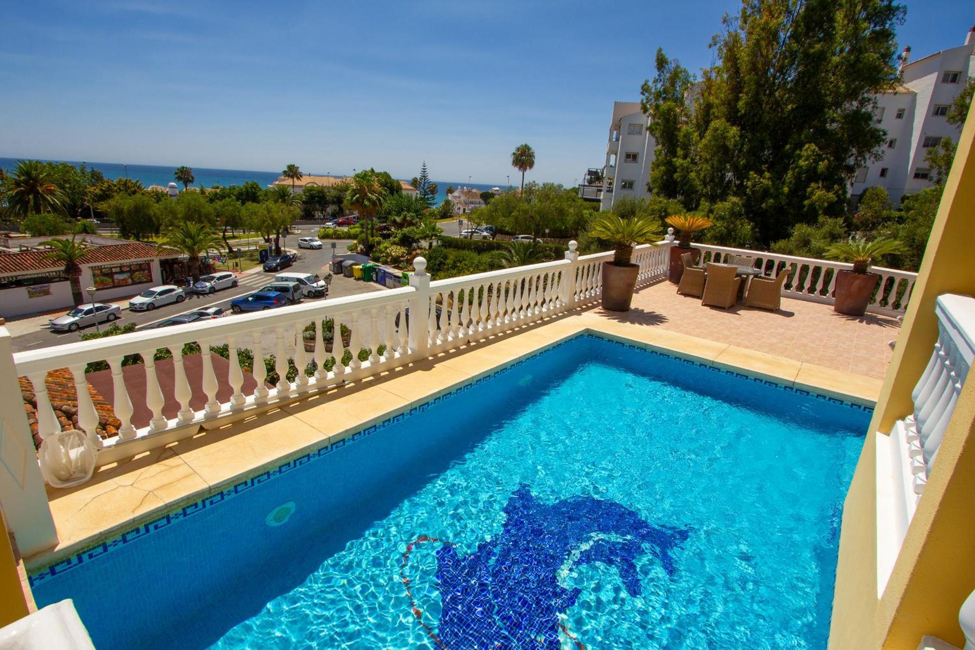 Villa 108-villa, 2 Minutes Walk To The Beach, Heated Pool Málaga