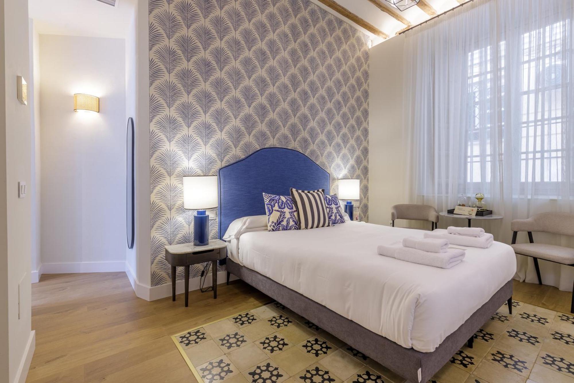 Palacio Vegafuente By Caleta Homes * Málaga