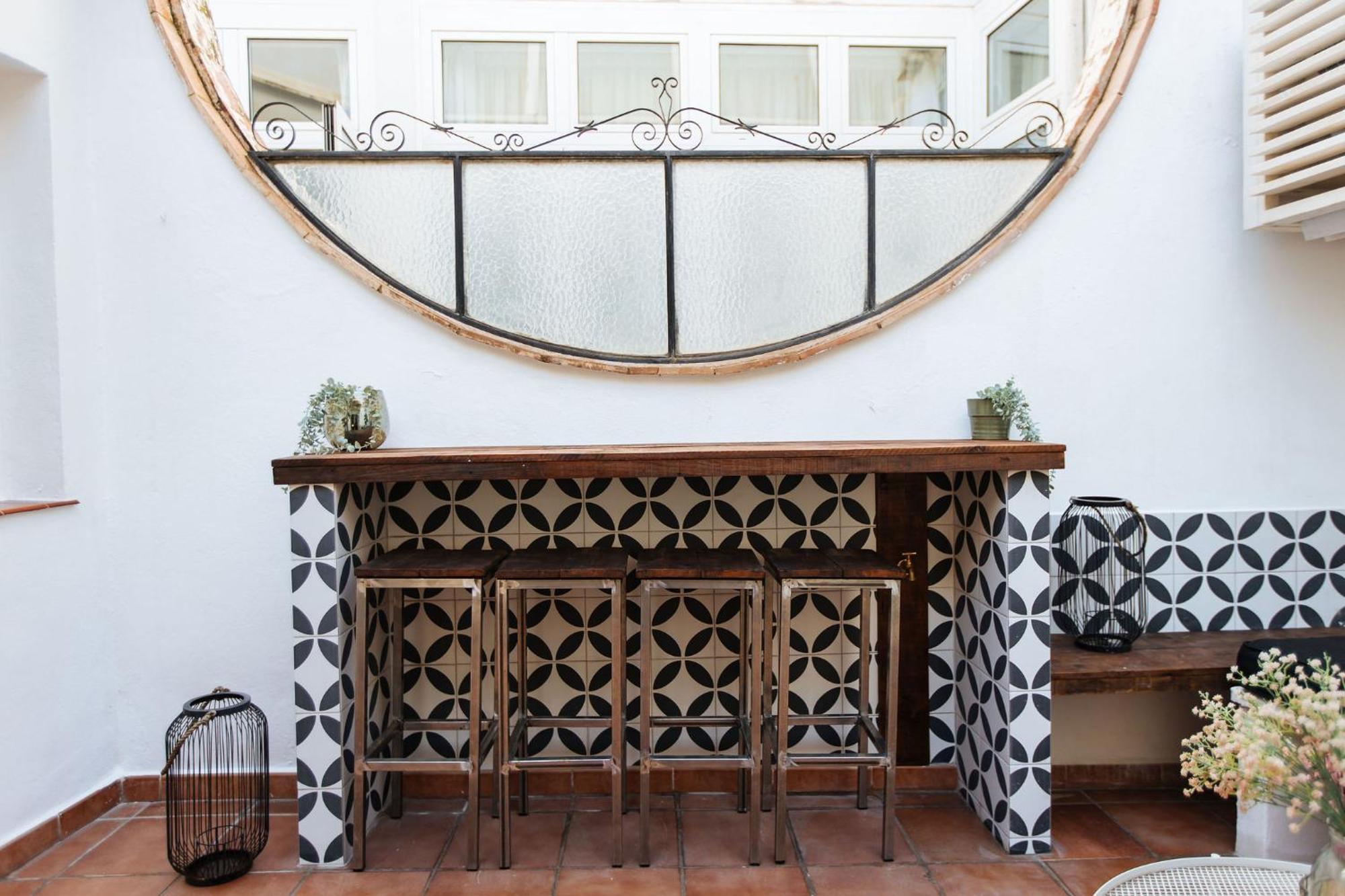 Lägenhet Casa Met Prive Patio