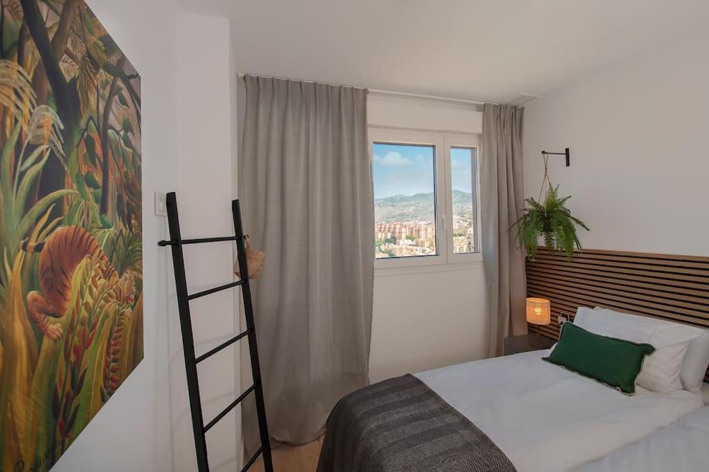 Urban Jungle In Center, 18th Floor, Rooftop Pool, Free Parking * Málaga