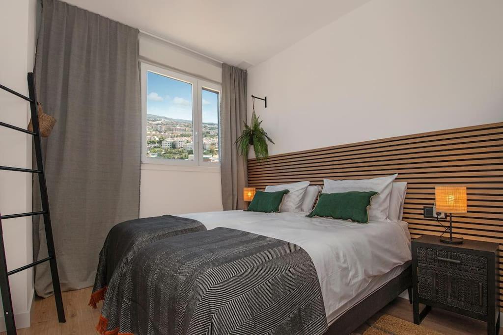 Urban Jungle In Center, 18th Floor, Rooftop Pool, Free Parking Lejlighed *