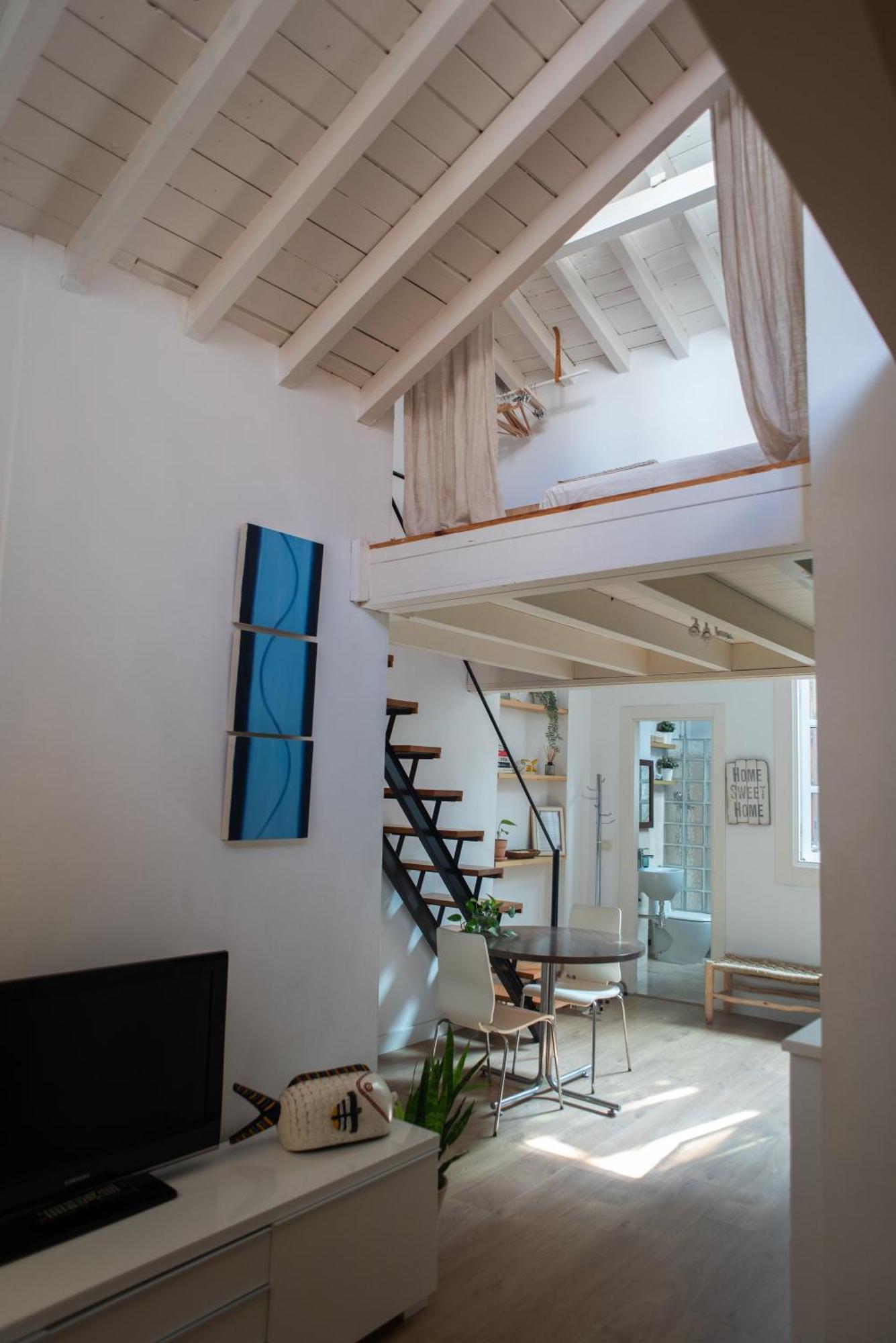 Apartment Cozy & Quiet In The Center Malaga