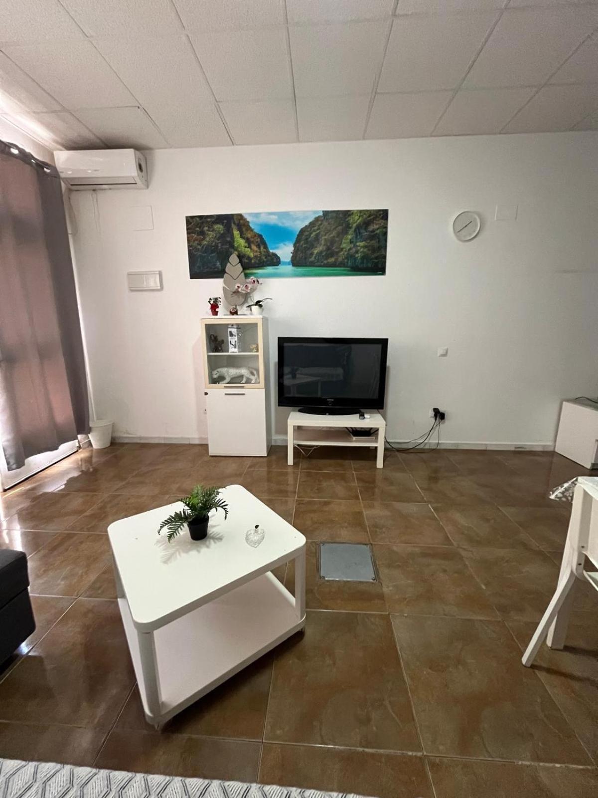 Becquer 3 * Málaga