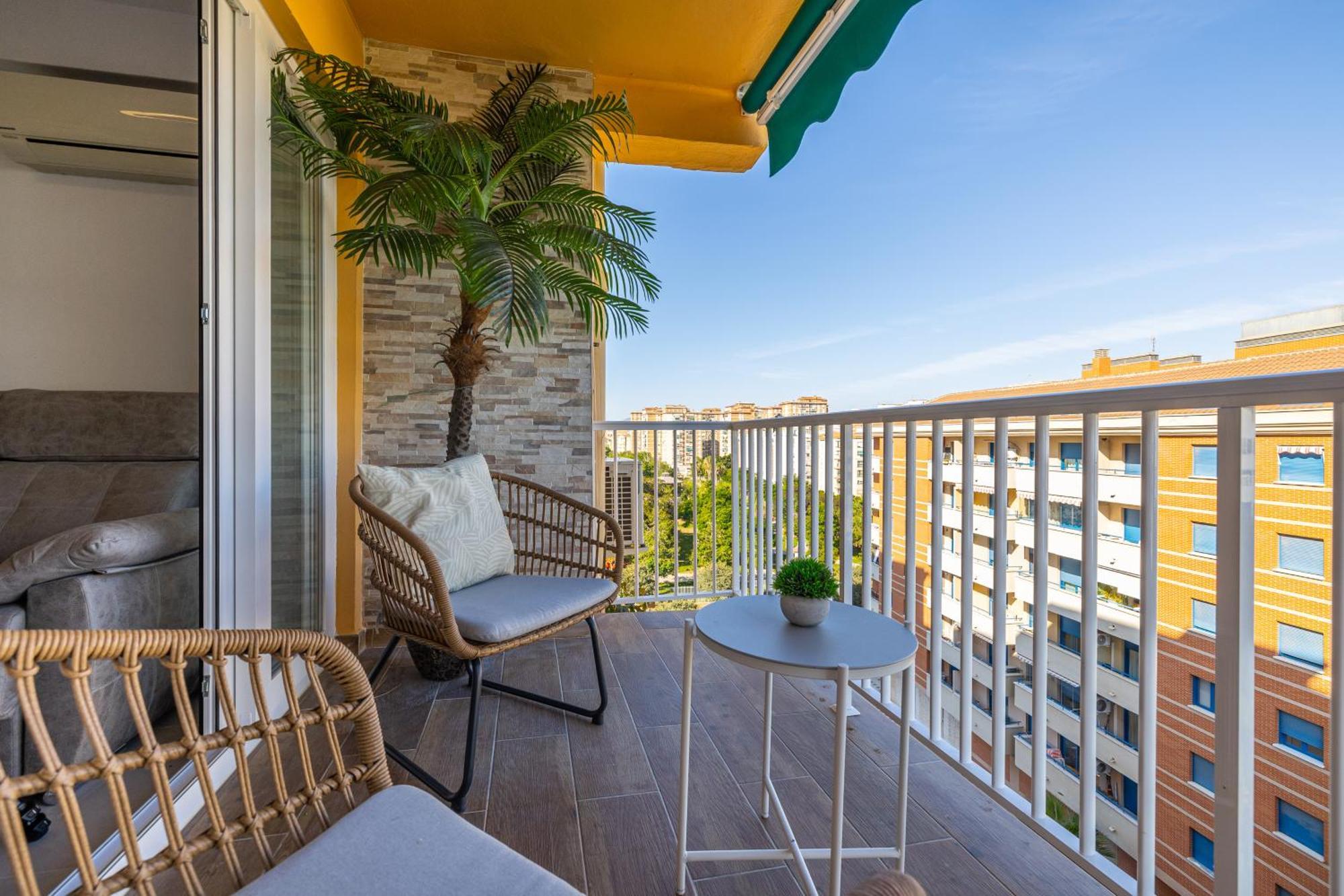 Holidays2malaga Parque Huelin 2nd Line & Terrace Apartamento *