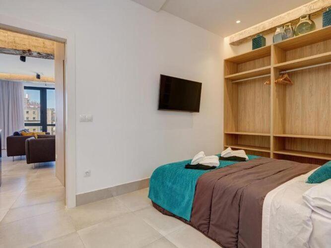 Faro's Tribuna - Edf Martillo Apartamento Málaga