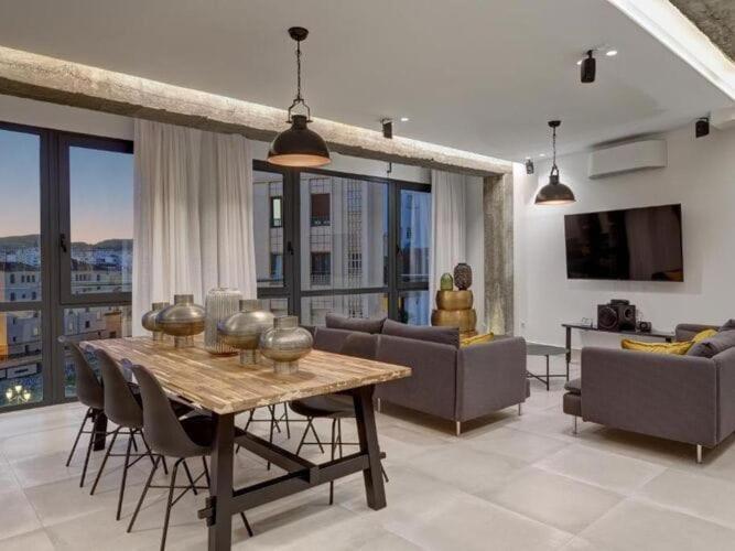 Apartamento Faro's Tribuna - Edf Martillo Málaga
