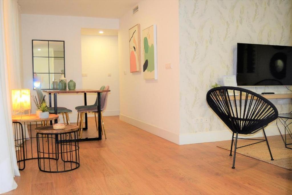 Acogedor Apartamento Junto Al Museo Picasso Appartement