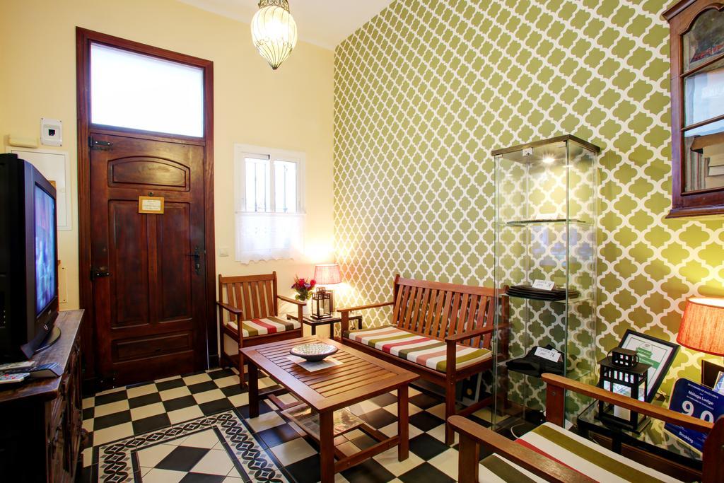 Malaga Lodge Guesthouse 3* Málaga