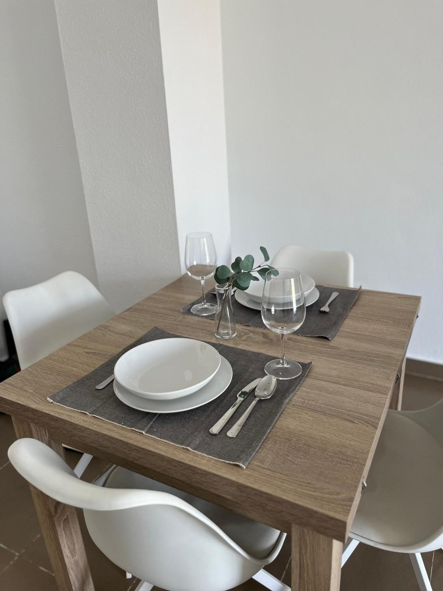 Appartamento Prime Location - Stylish With Free Wifi, Free Parking, Steps From The Historic Center *