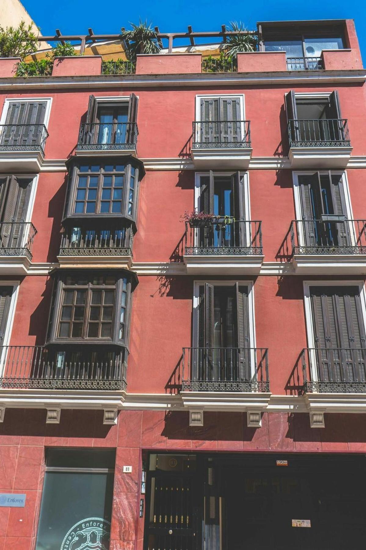 Céntrico En Calle Carreteria - Appartamento