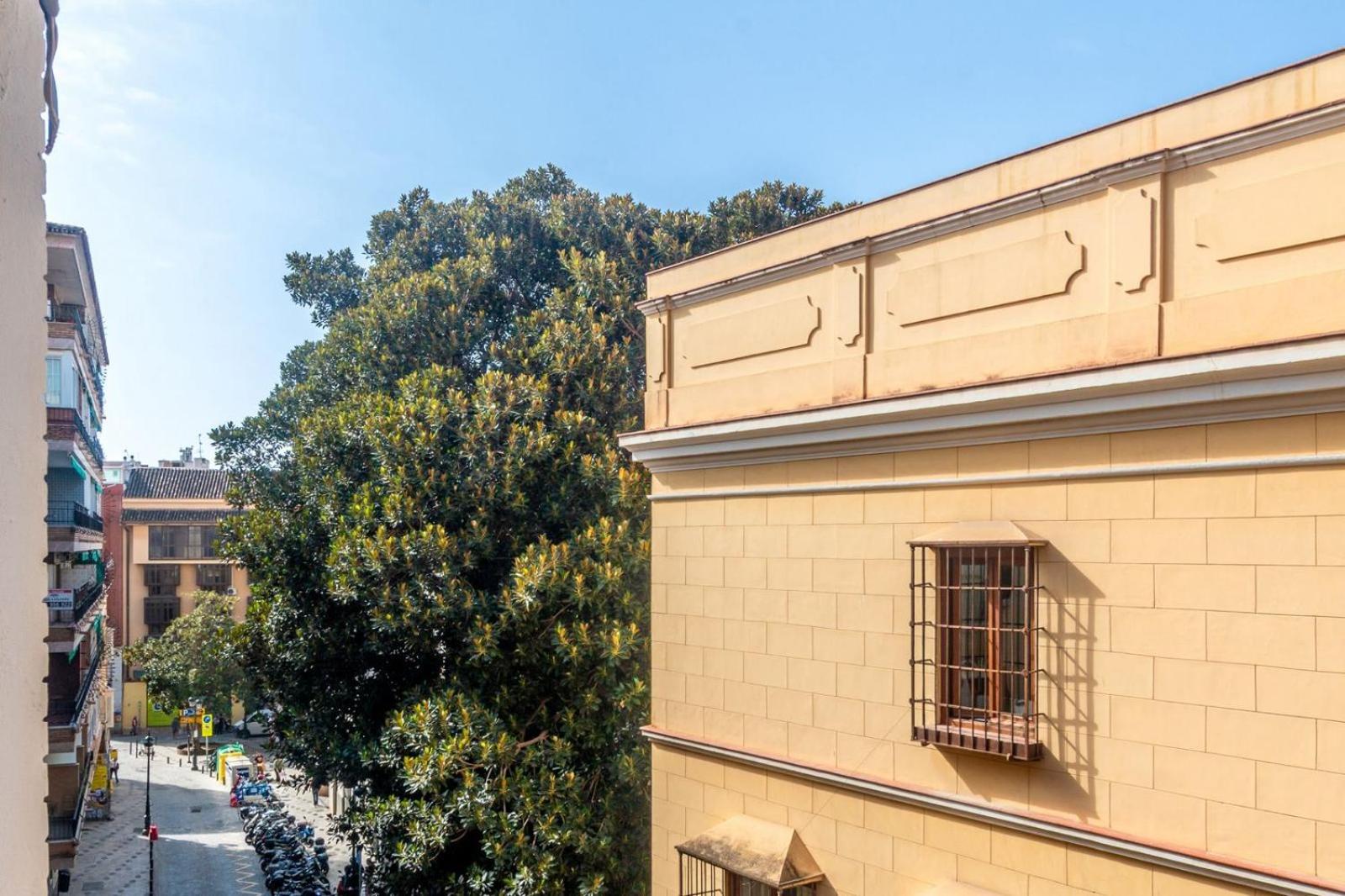 Cervantes Luxury Apartamento *