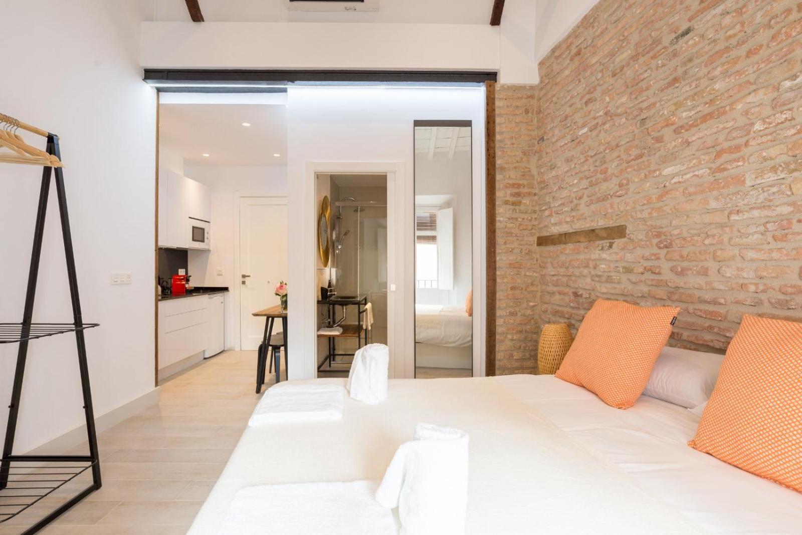 Te1a-el Teatro Brick Wall Prime Location Apartamento Málaga