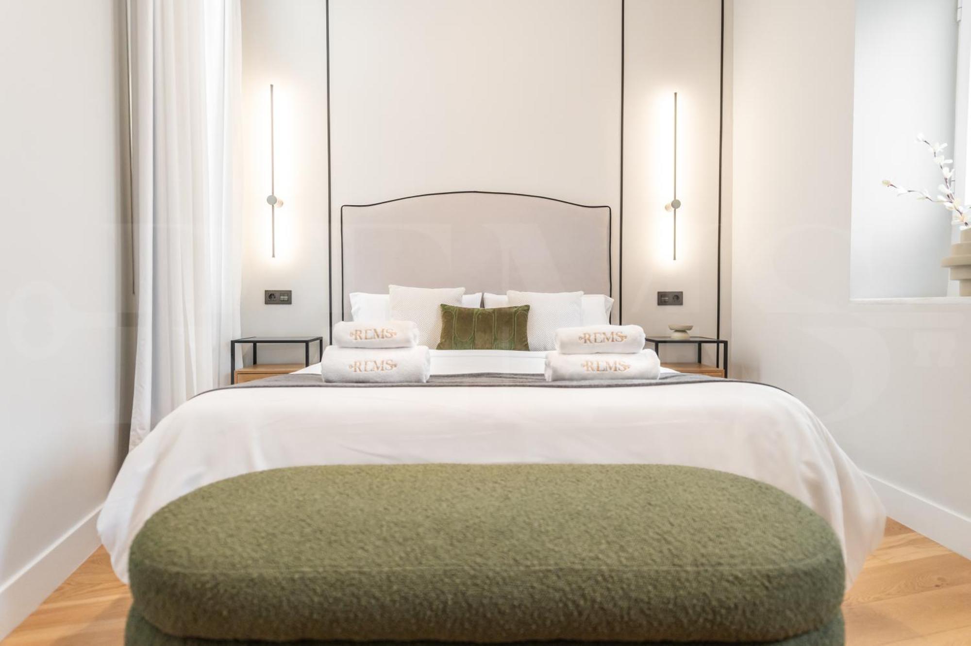 Appartement With Picasso Vibes By Rems *