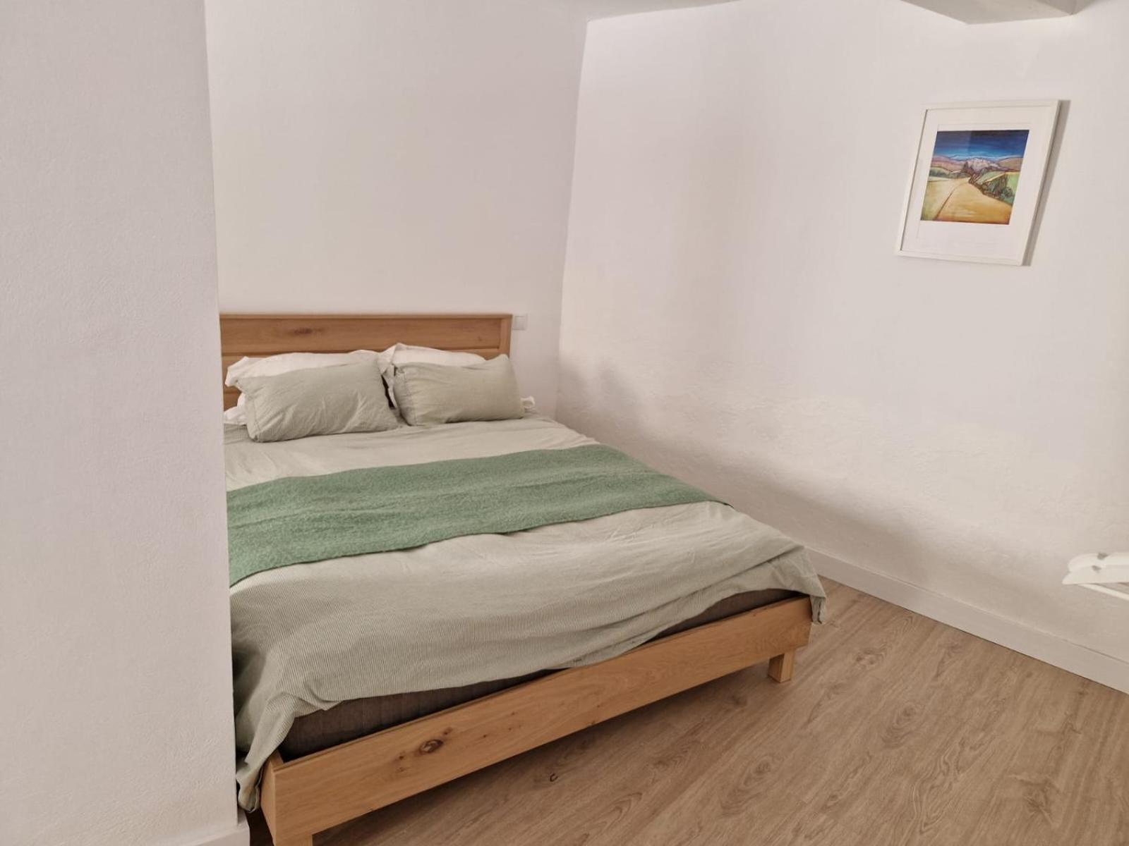 Apartamento Amplia Y Tranquila Con Bano Privado En Piso Compartido Málaga