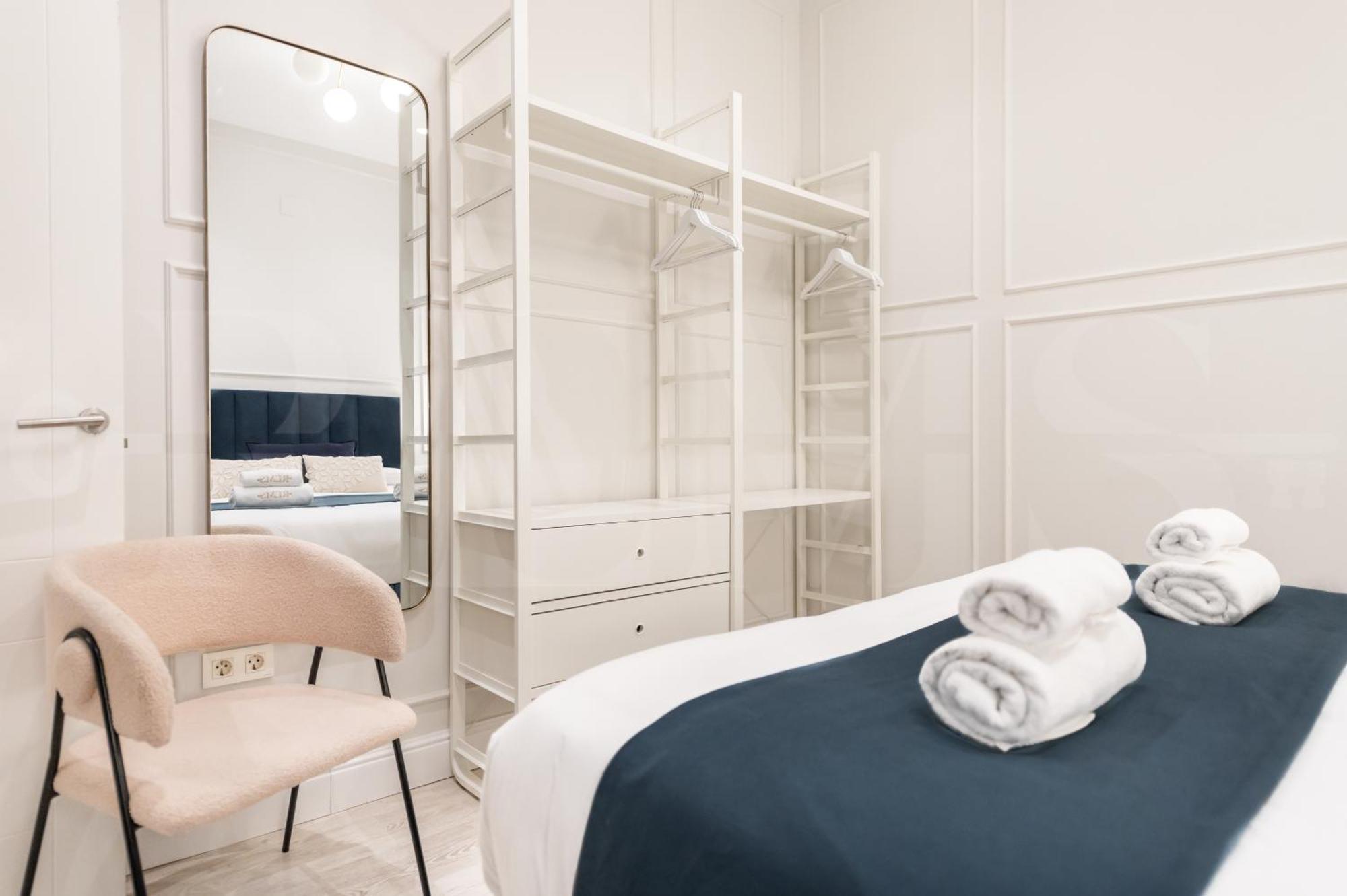 Historic Charm Steps From Landmarks By Rems Apartment *