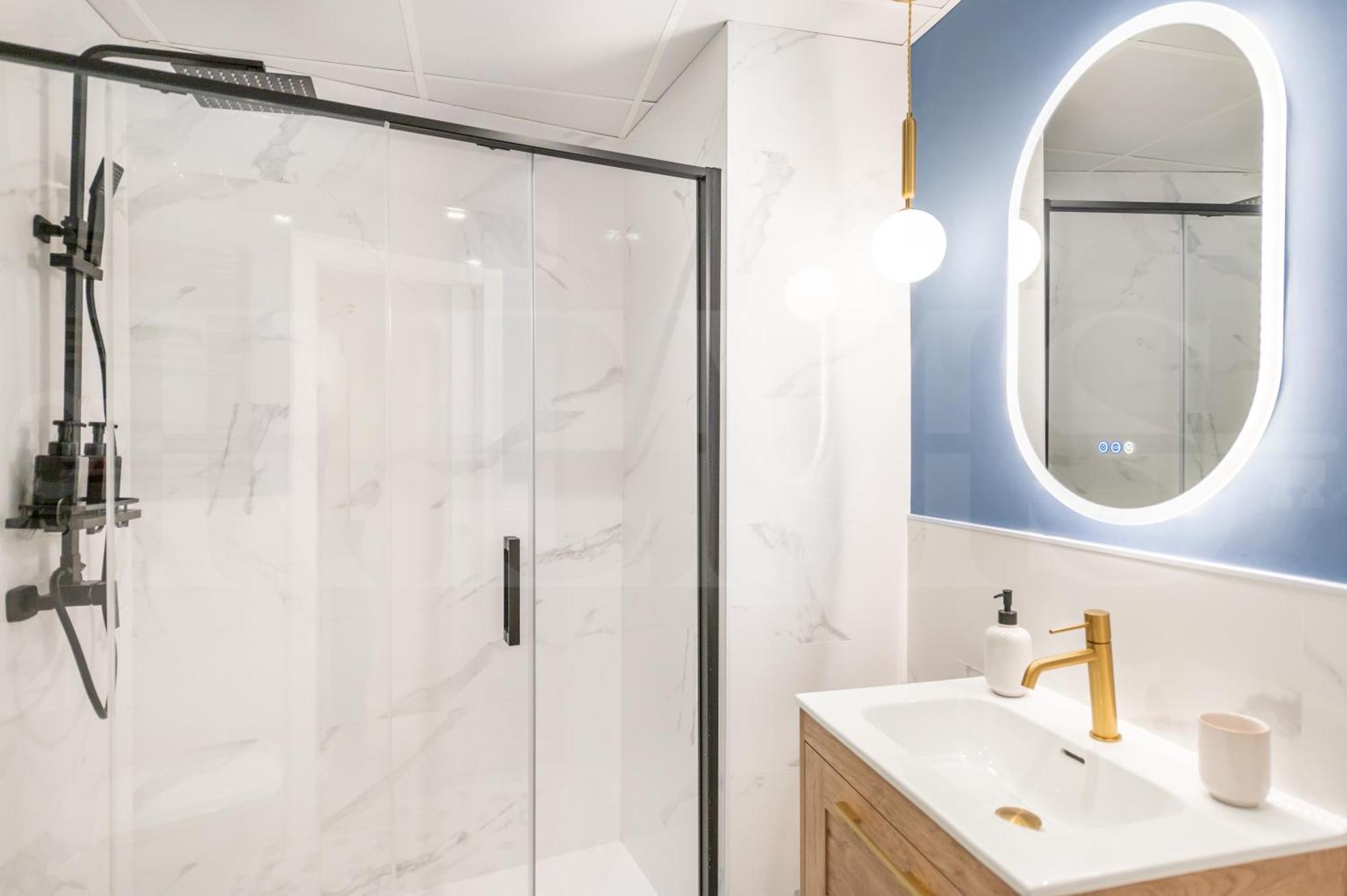 Apartment Historic Charm Steps From Landmarks By Rems *