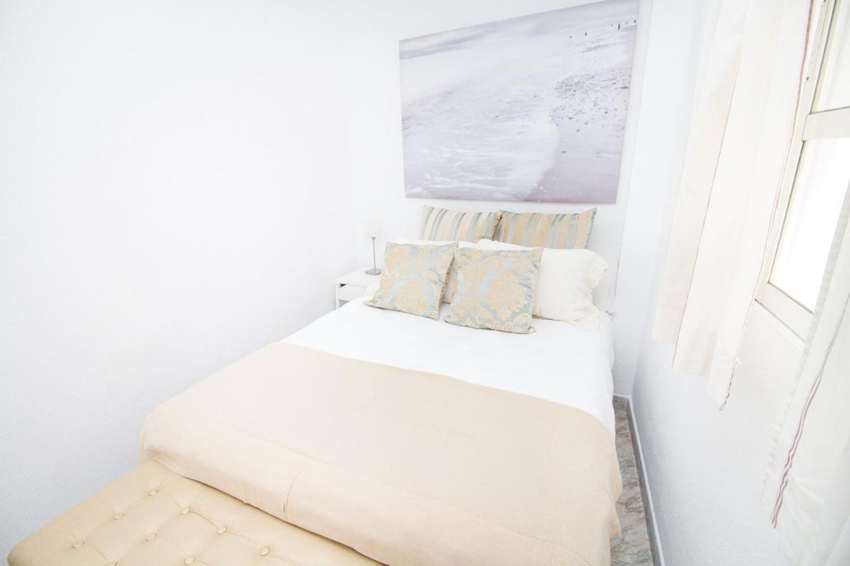 Apartment C57 - Spacious And Bright Málaga