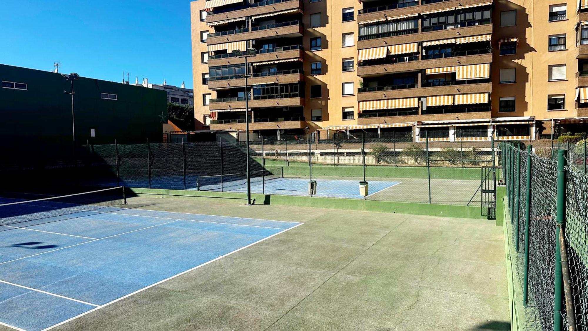 Oeste Parking-wifi-piscina Málaga