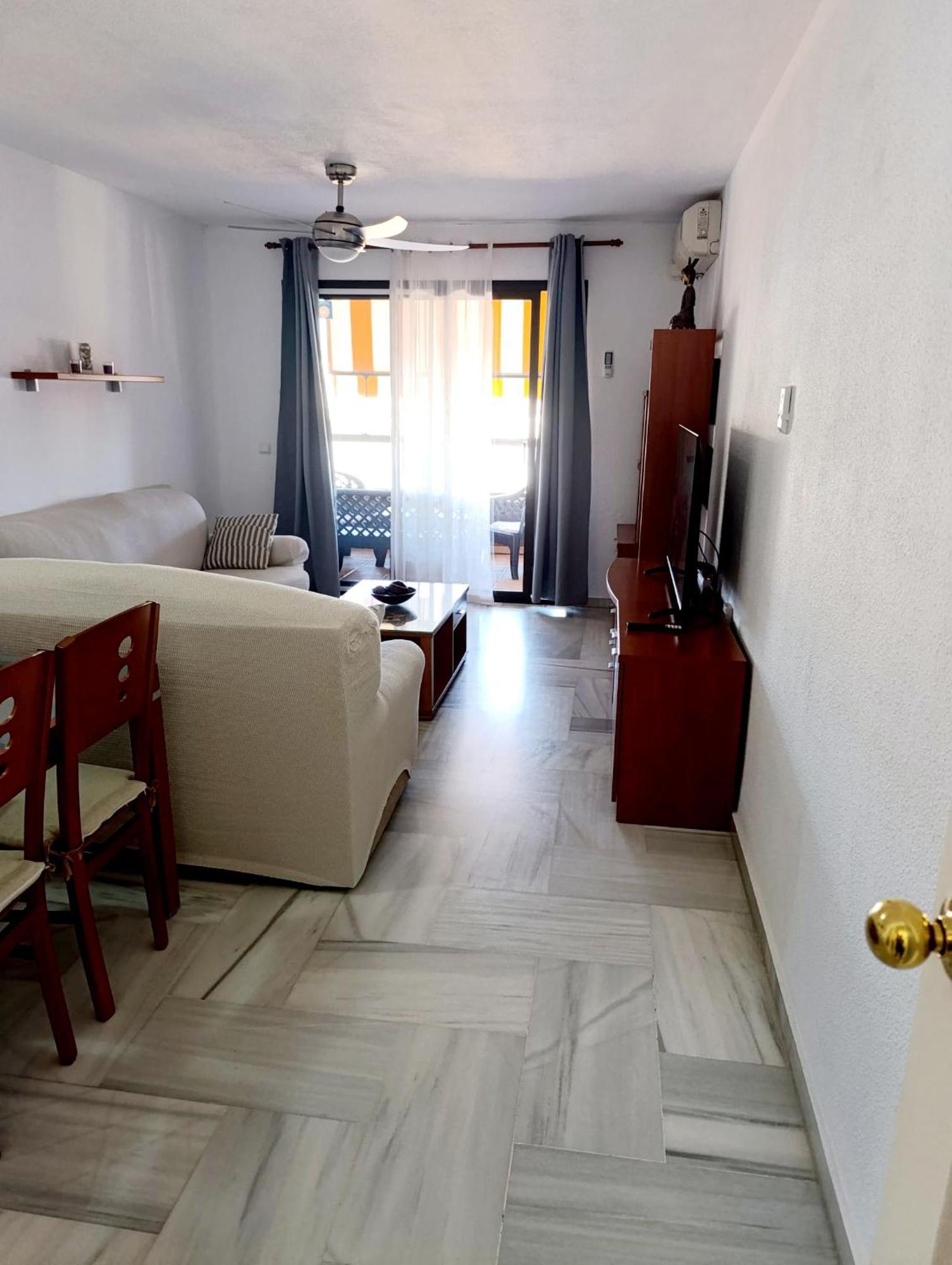 Oeste Parking-wifi-piscina Apartamento *
