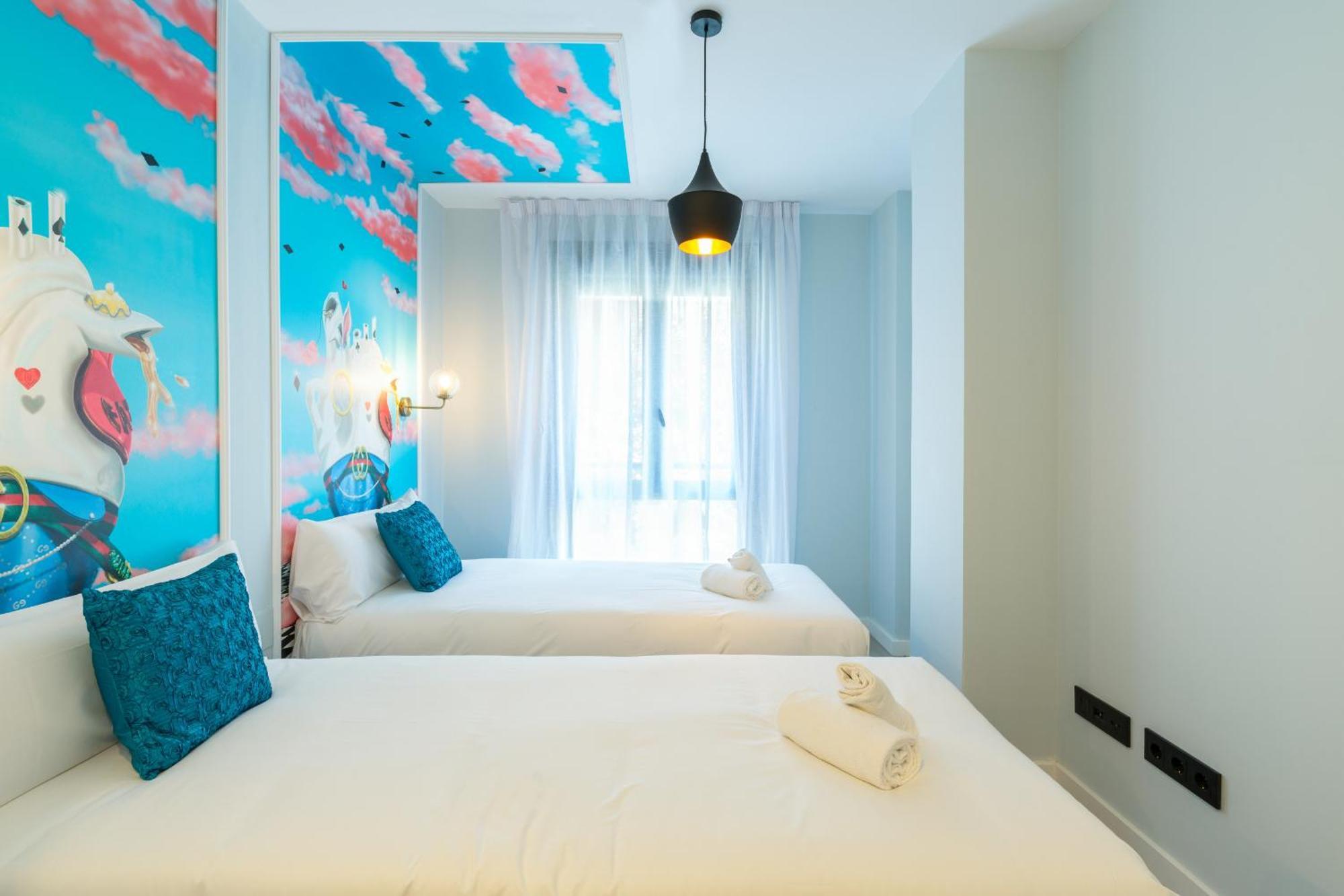 Apartamento Alice In Wonderland, By Cazul