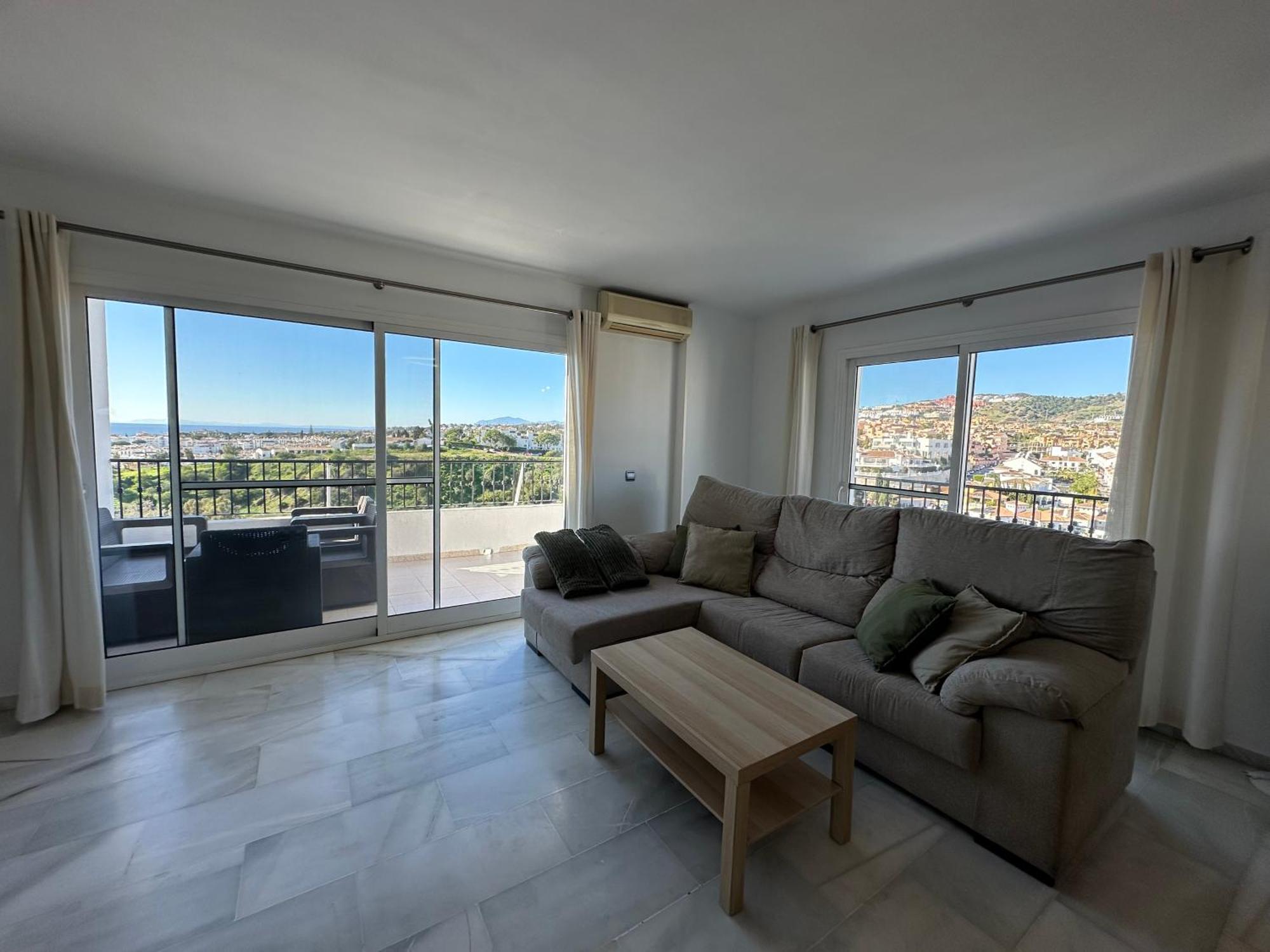 Luminoso Atico Duplex Con Vistas Al Mar Malaga