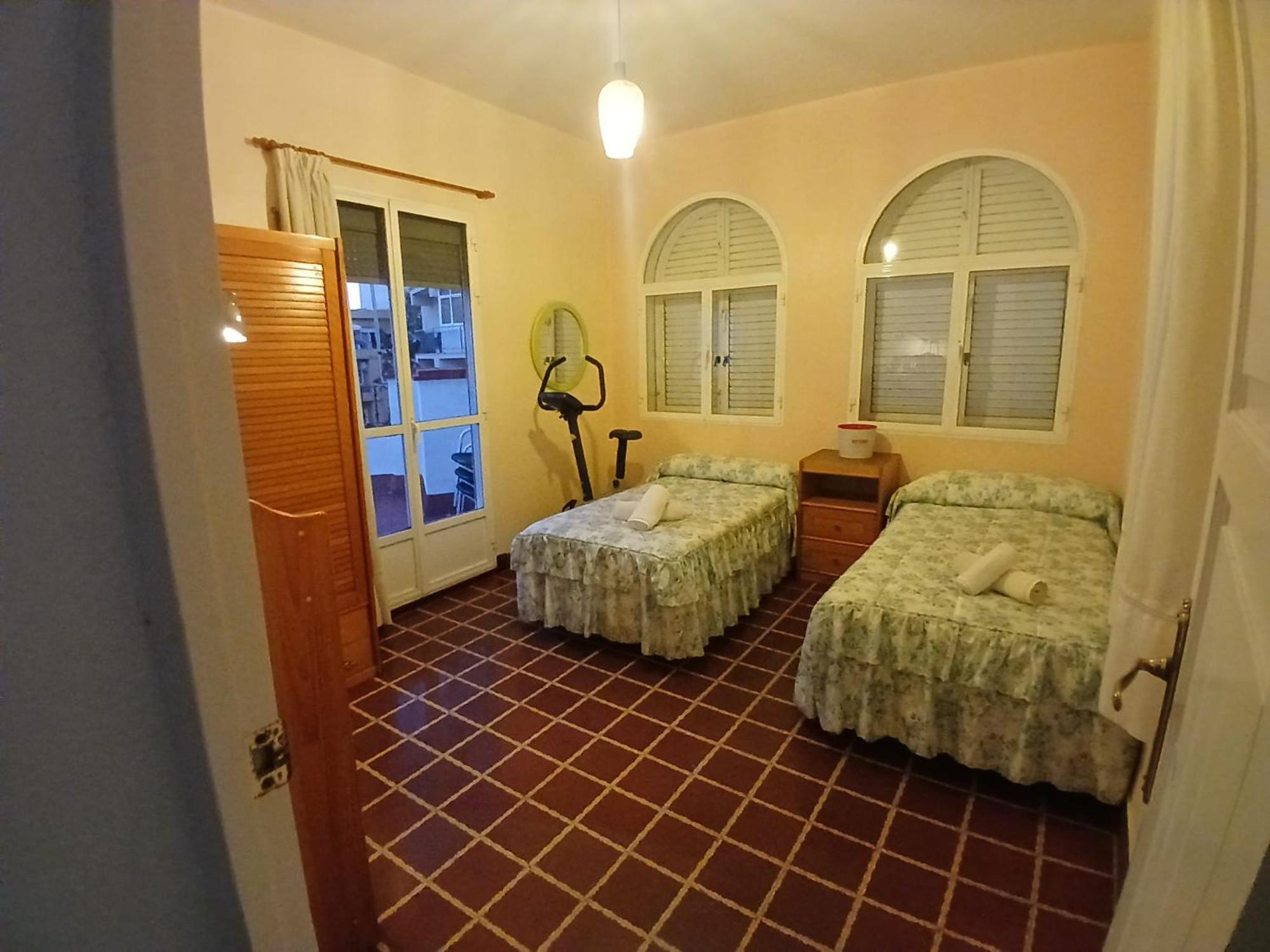 En Casa Residencial Cercana Al Centro Historico De * Málaga