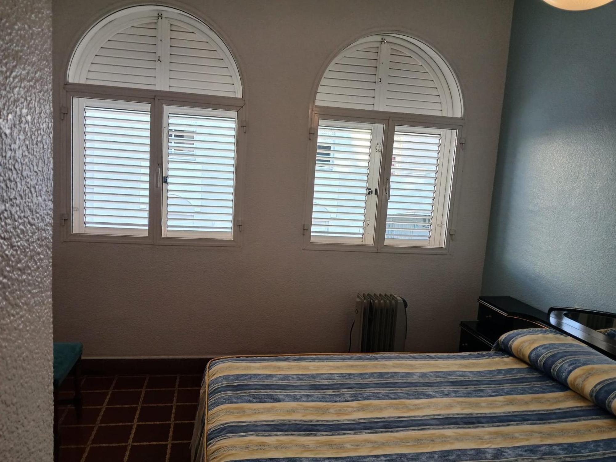 En Casa Residencial Cercana Al Centro Historico De * Málaga