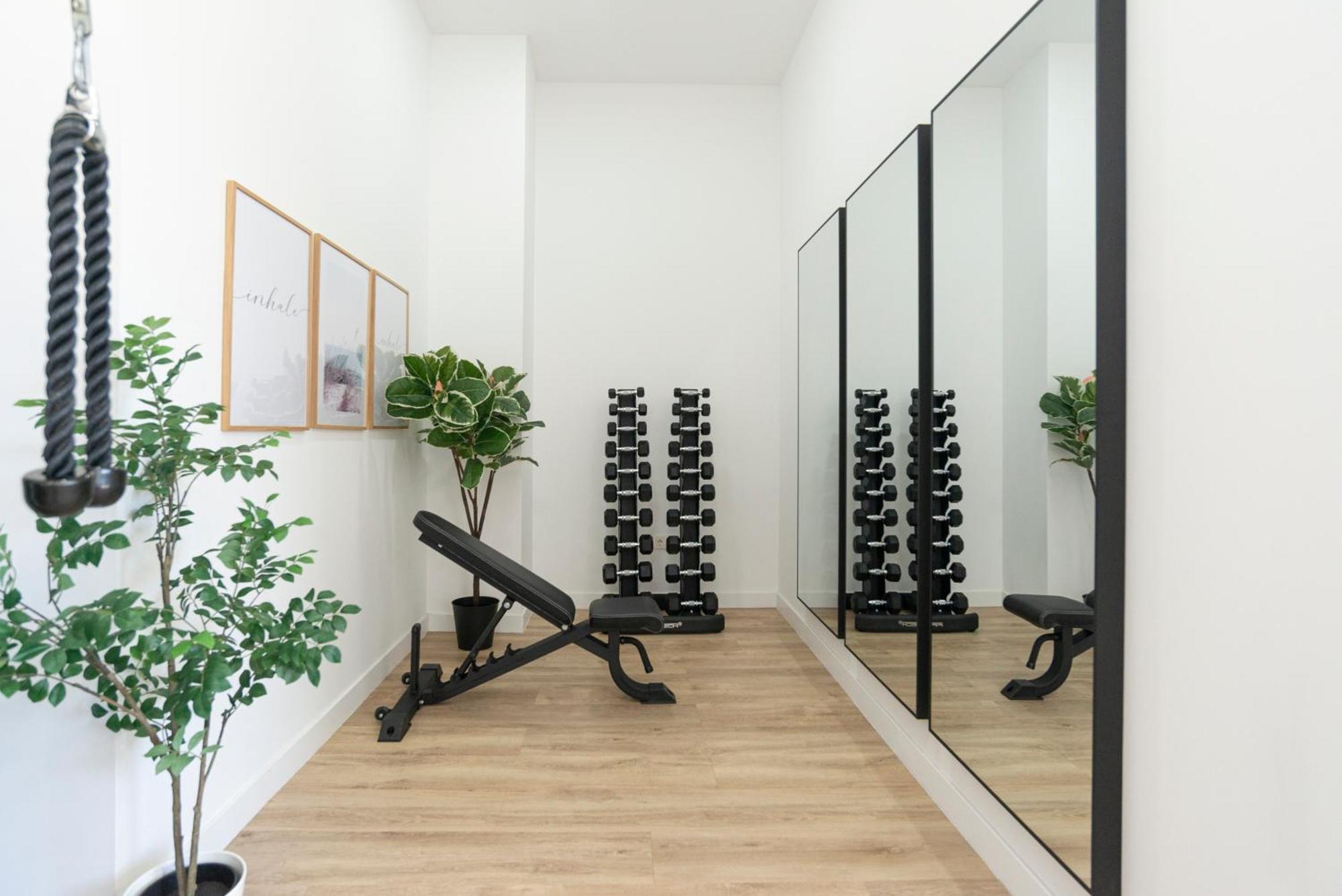Skyline V Pool & Coworking By Ele Leilighet *