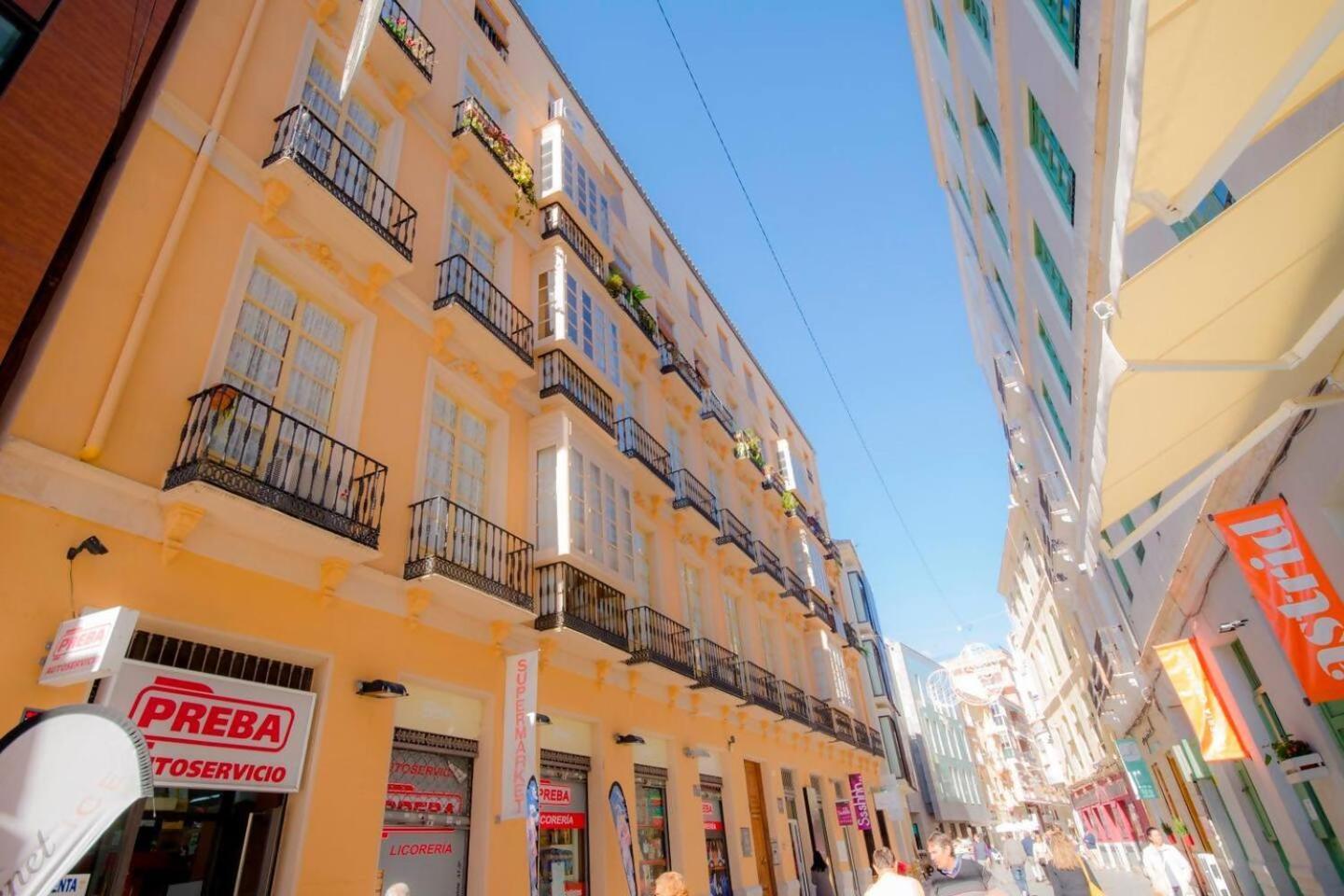 Centro De Fernan Gonzalez * Málaga
