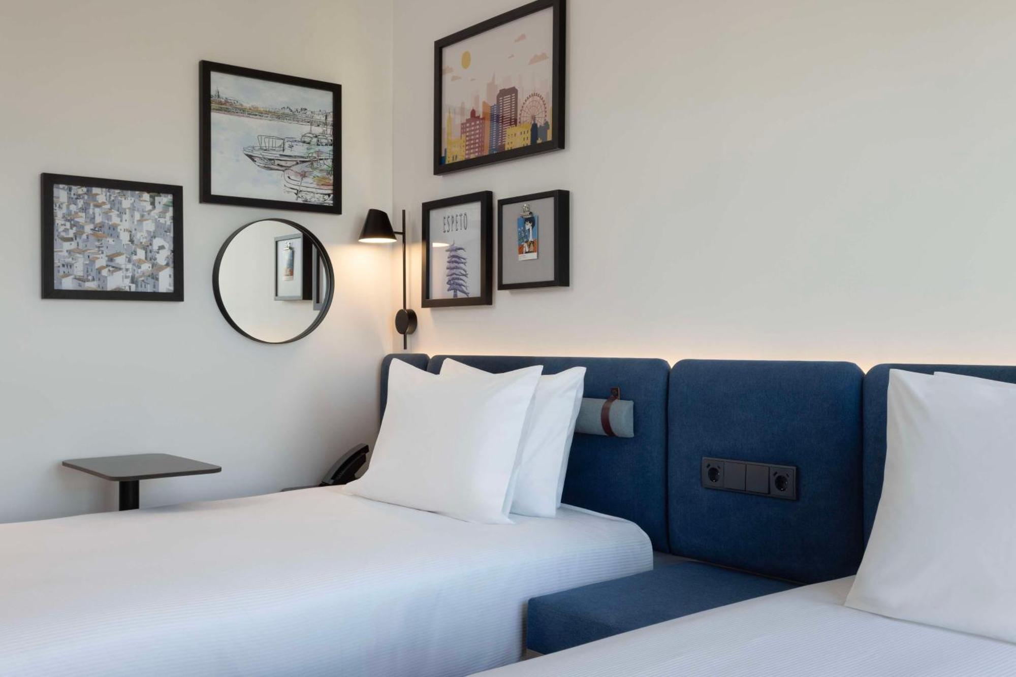 Hampton By Hilton Martiricos Hotel Málaga