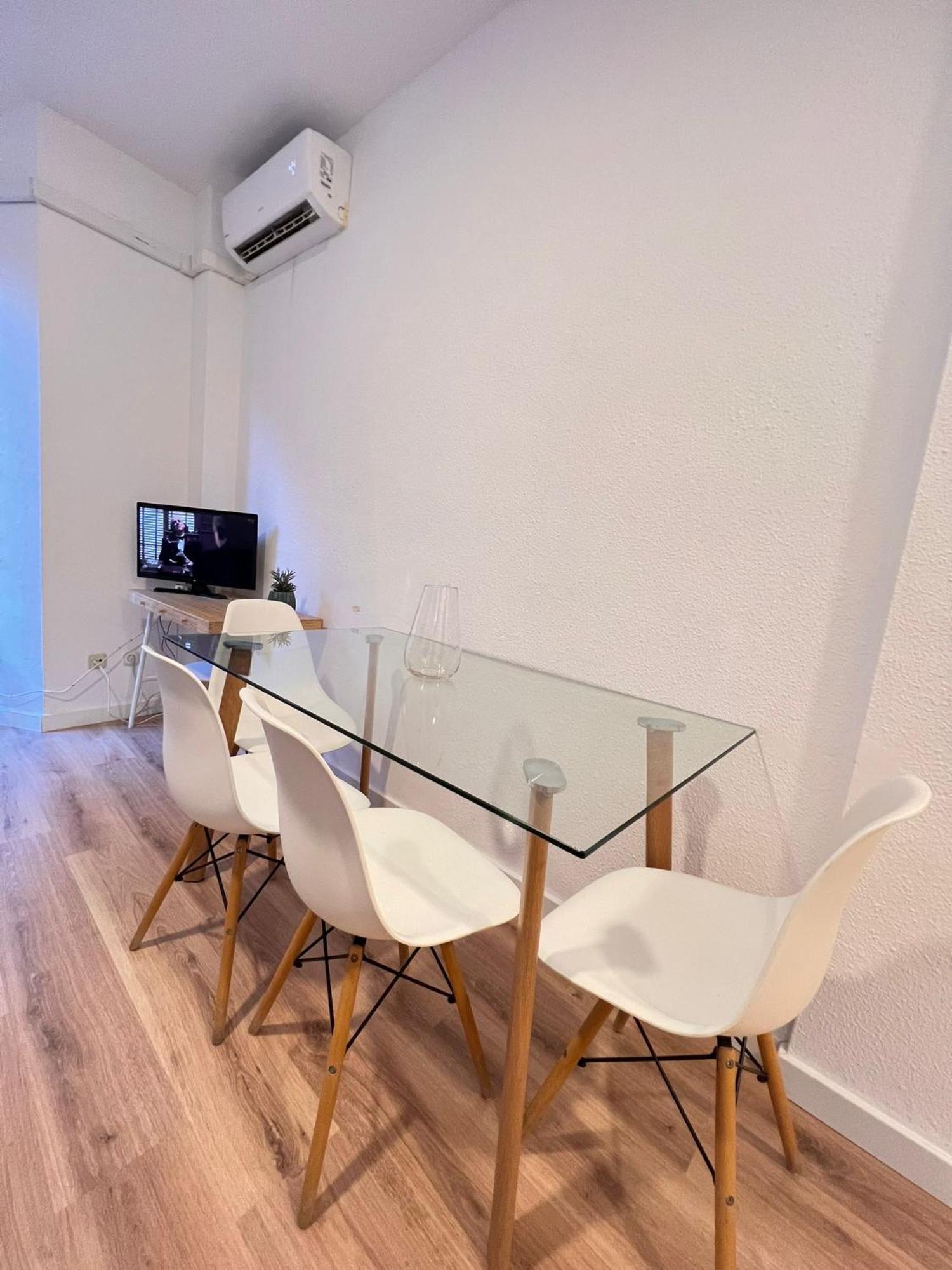 S2 Plaza Merced Parking Gratis Historic Center * Malaga