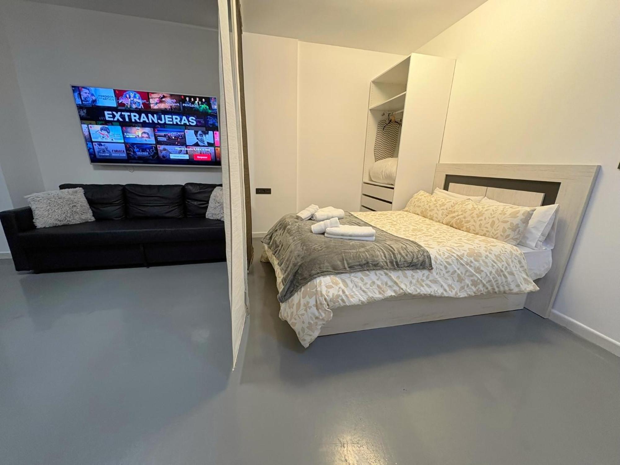 Apartment Estudio Debora Vialia A Pasos De La Estacion Málaga