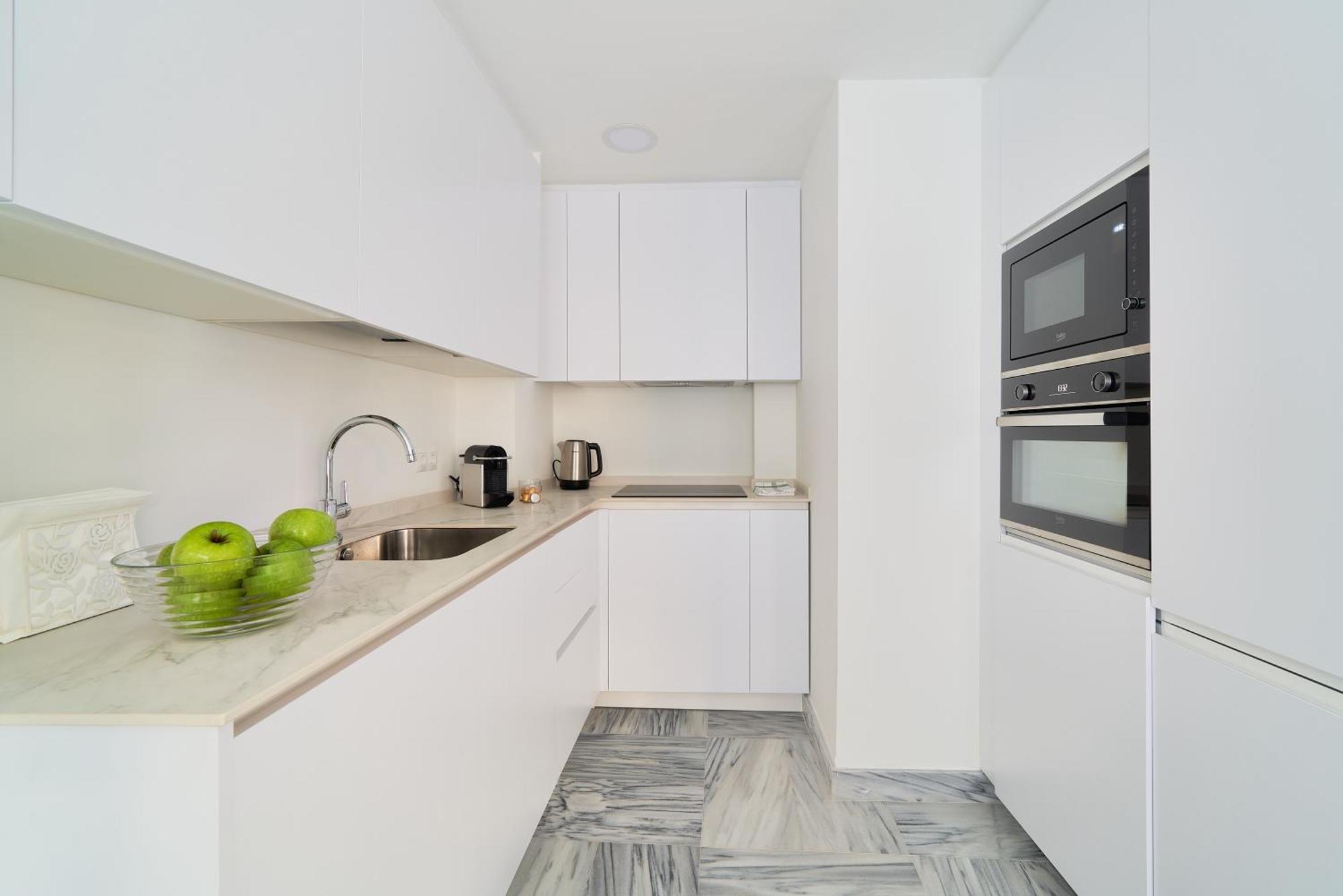 Apartment Modern Centre W/ Terrace & Fast Wifi *