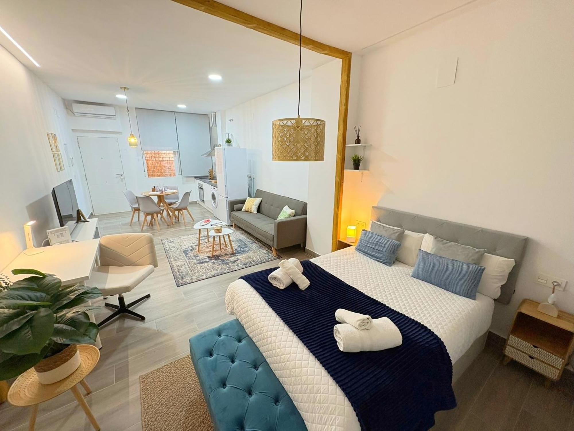 Apartment Estudio Maria Zambrano A Pasos De La Estacion Málaga