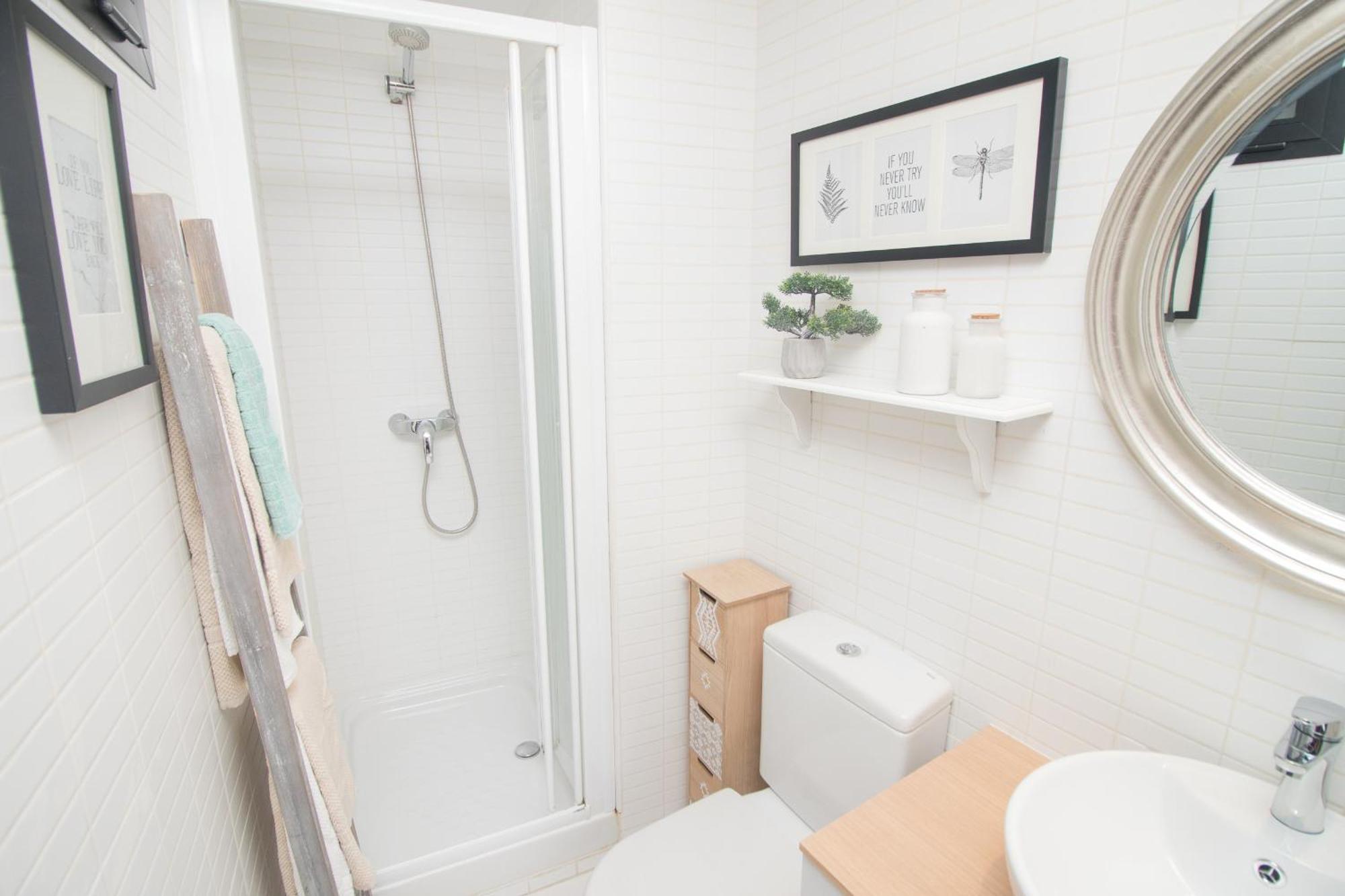 Apartment C80 - Rustic Chic Downtown *