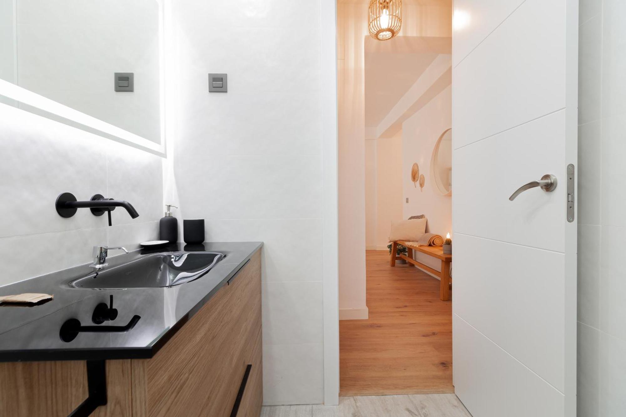 C24 Fantastic 4 Bedroom With Terrace * Malaga