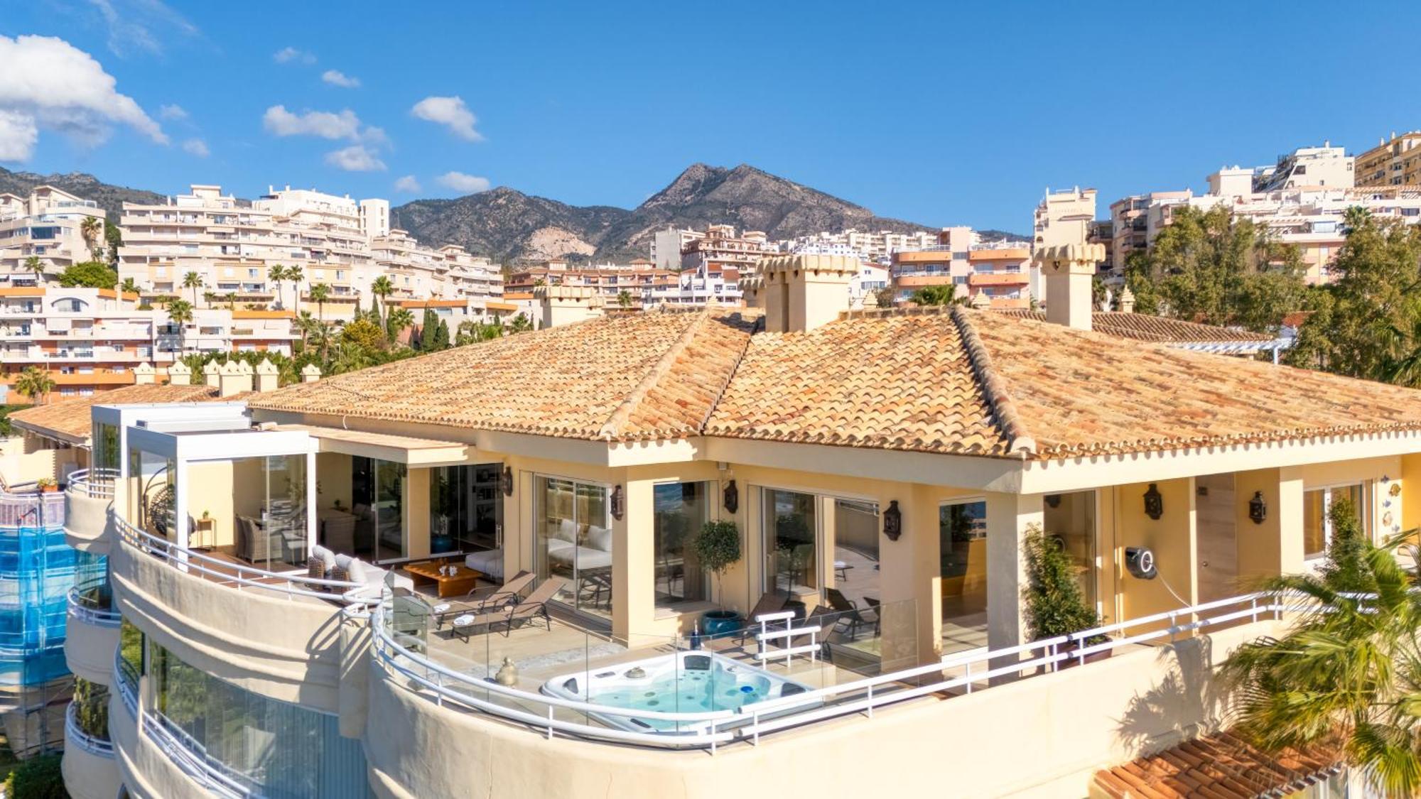 Infinity Blue Penthouse Holiday home Malaga