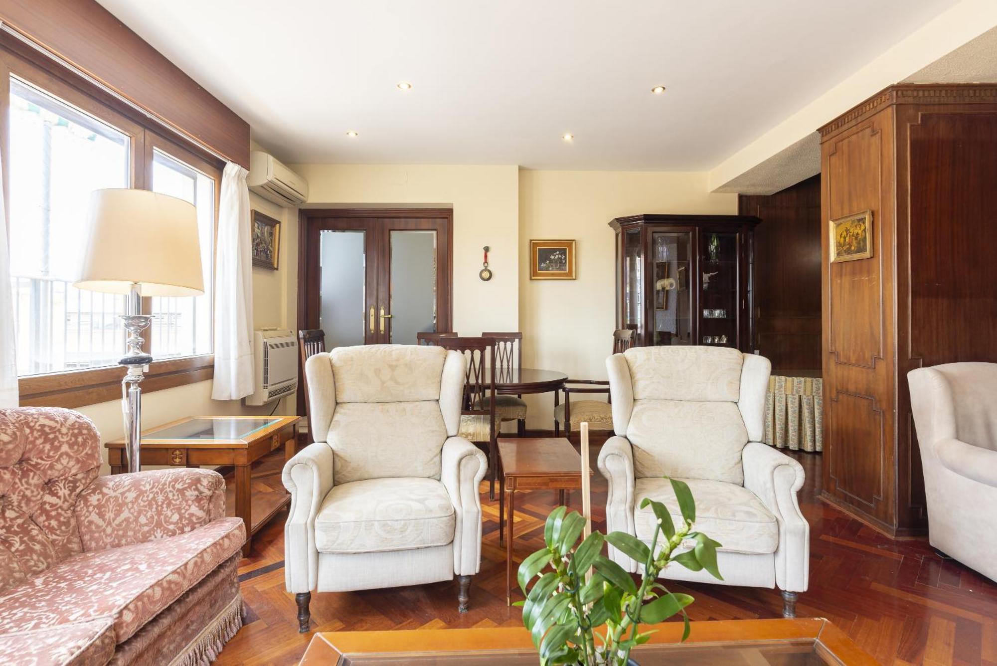 Gran Atico En El Soho De 7 Apartment