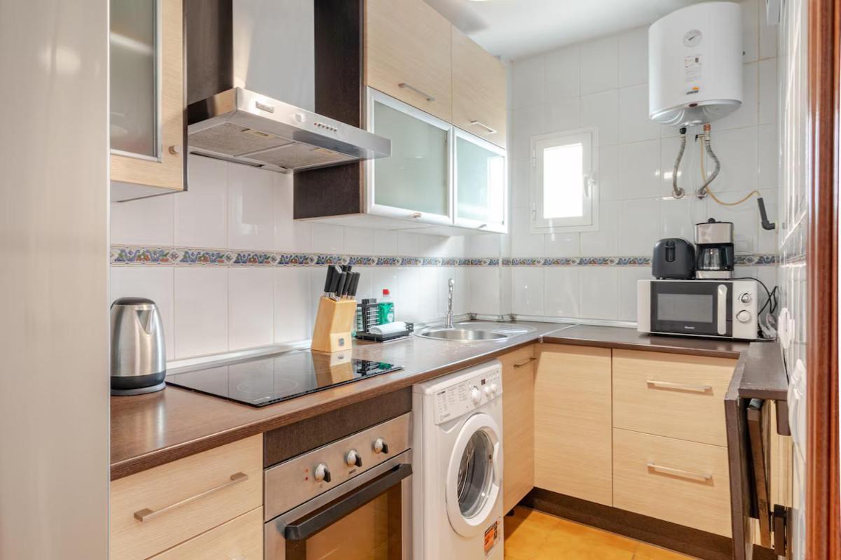 Prime Location In - 15 Min Walk To Old Town Lejlighed