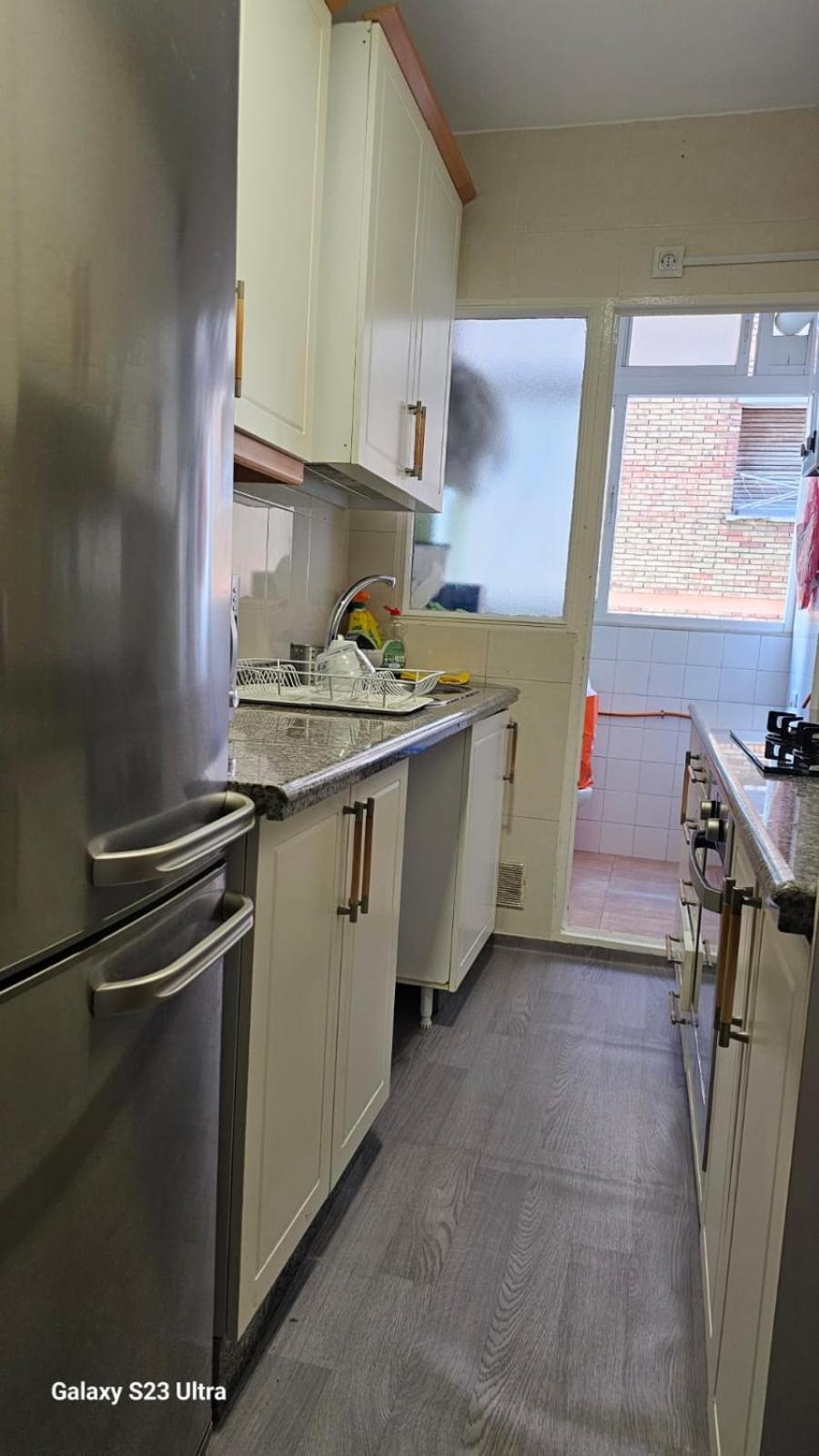 Privada Comoda Centro Vialia Estacion De Tren Maria Zambrano Y Tambien Cerca A La Playa Habitación en casa particular *