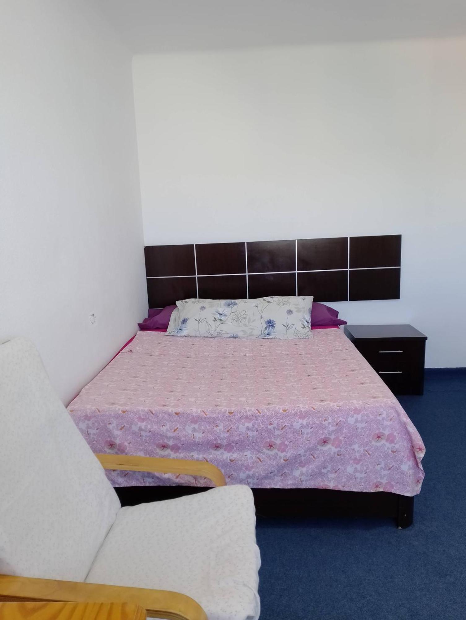 Habitación en casa particular Privada Comoda Centro Vialia Estacion De Tren Maria Zambrano Y Tambien Cerca A La Playa *