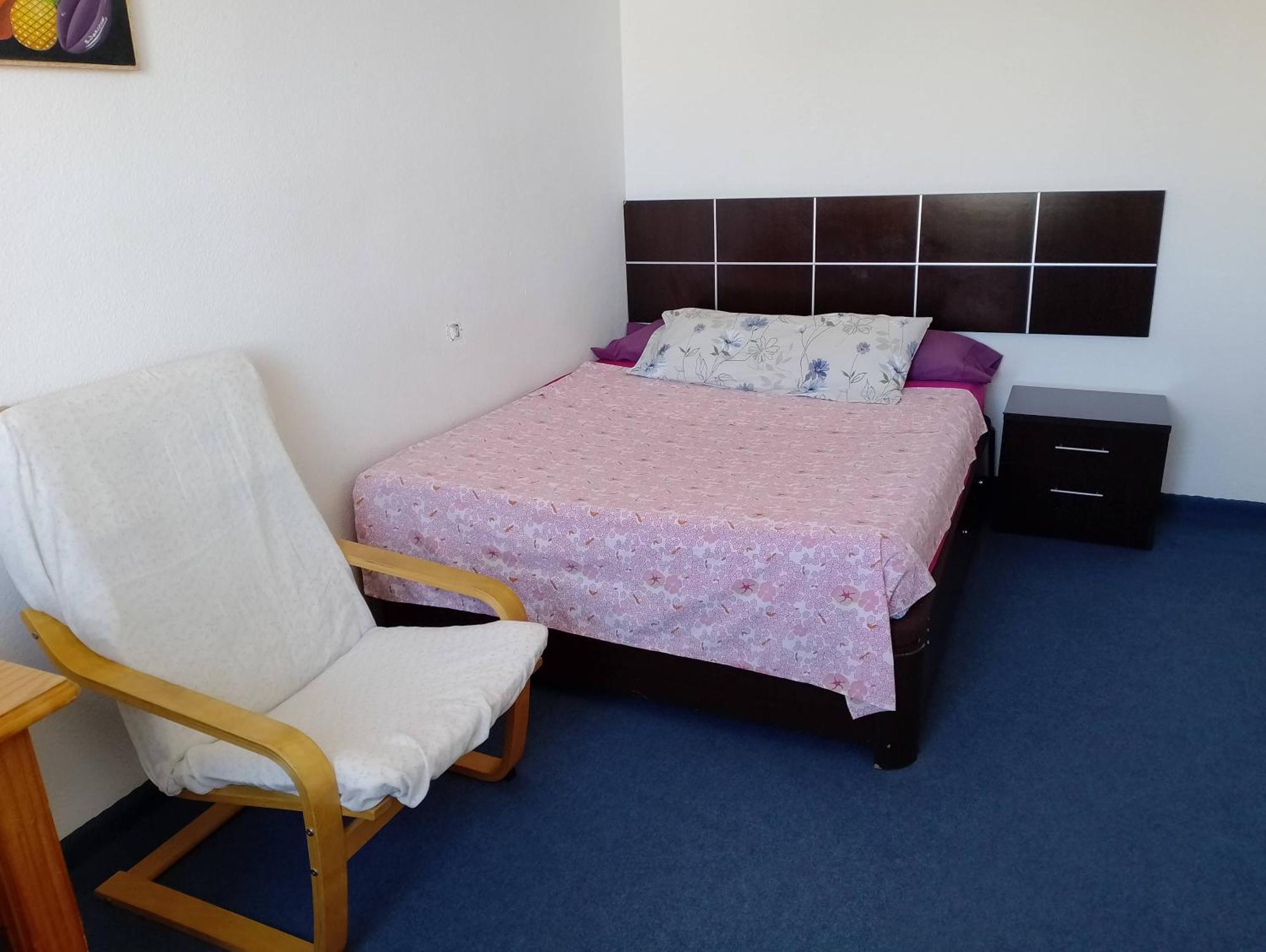 Habitación en casa particular Privada Comoda Centro Vialia Estacion De Tren Maria Zambrano Y Tambien Cerca A La Playa Málaga