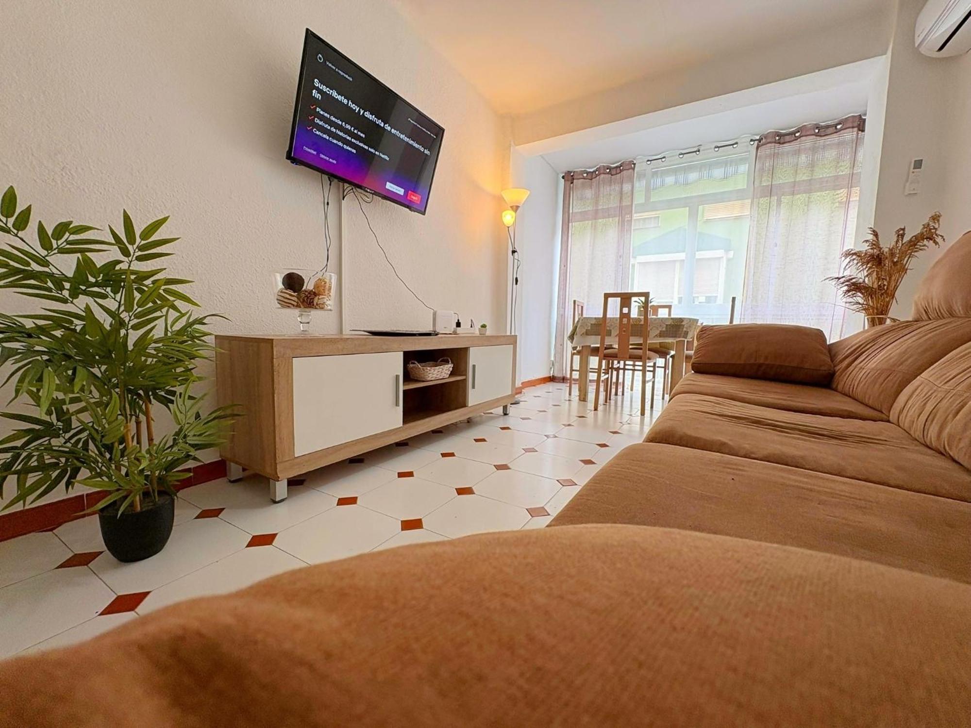 Reyhouse Huelin 3rooms Cerca De La Playa Con Ac Apartamento *