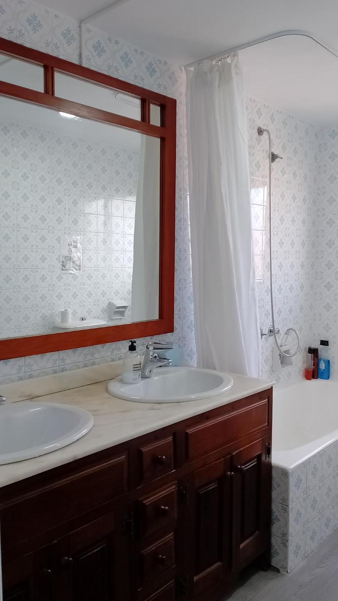 Habitación en casa particular Privada Comoda Centro Vialia Estacion De Tren Maria Zambrano Y Tambien Cerca A La Playa Málaga