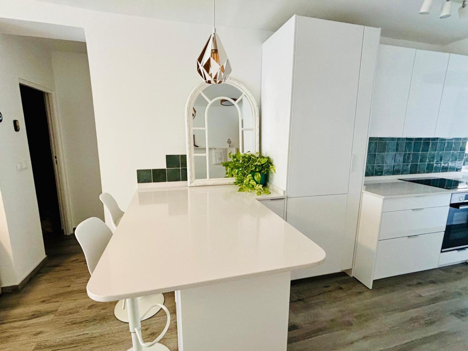 Casa Gracia Stylish Close To The By Namaste Elite Apartment *