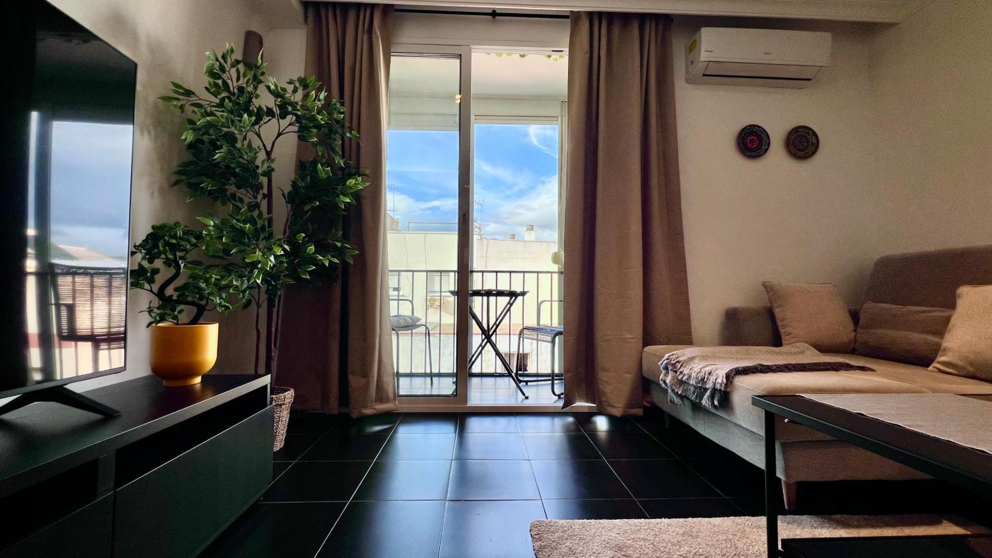 Appartamento Cool, Modern And Snug 3br Peachy