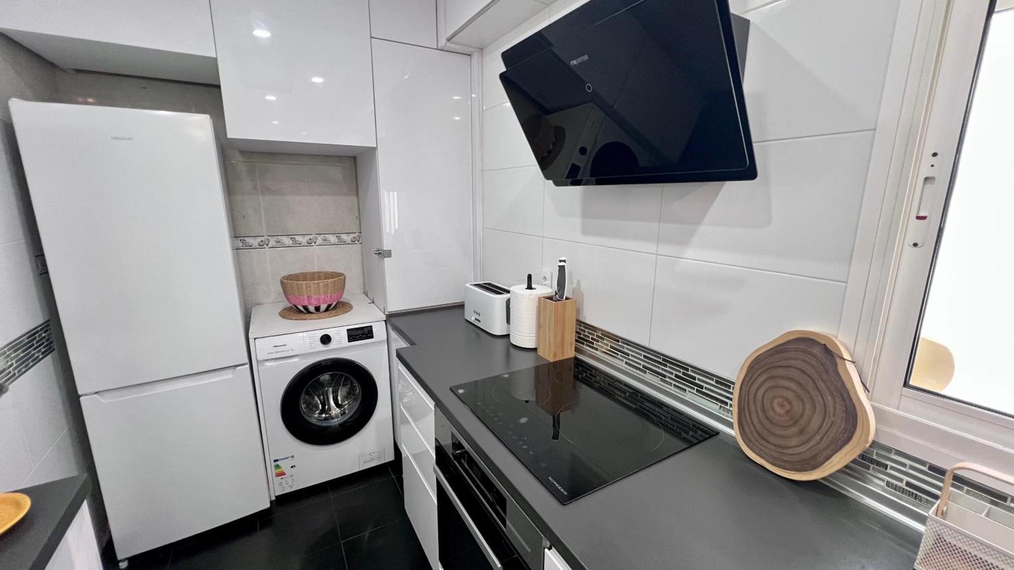 Appartamento Cool, Modern And Snug 3br Peachy
